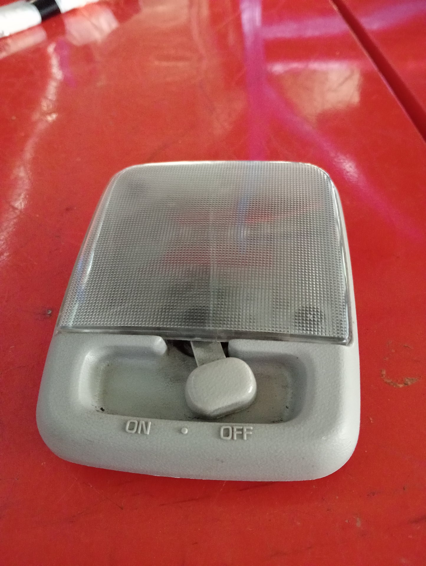 Nissan | X - Trail | Dome Light