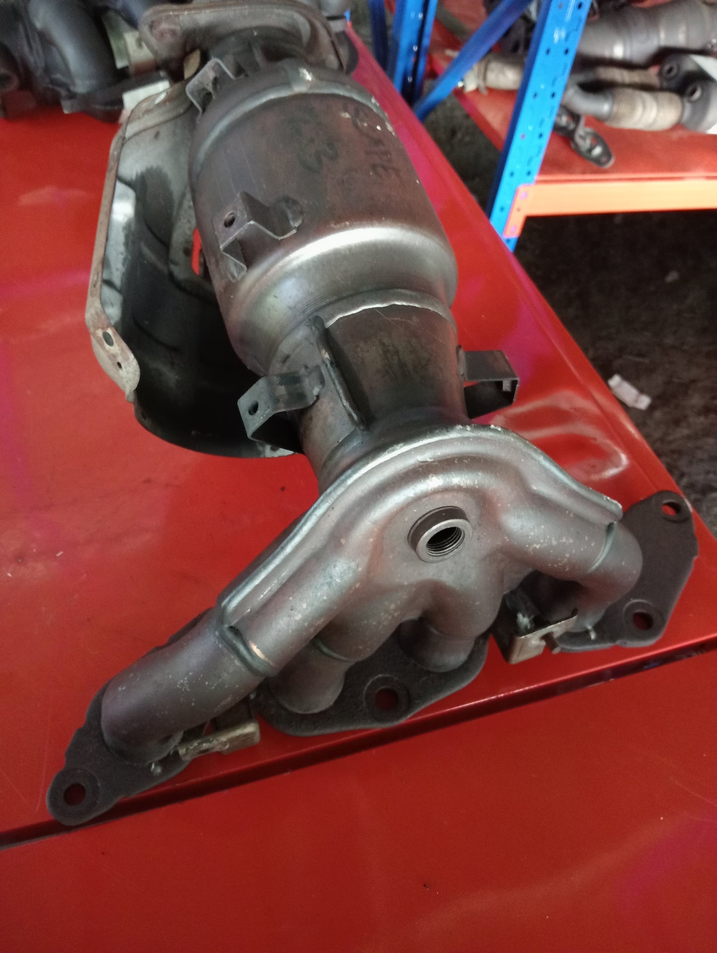 Ford Escape | 2.3 | Catalytic