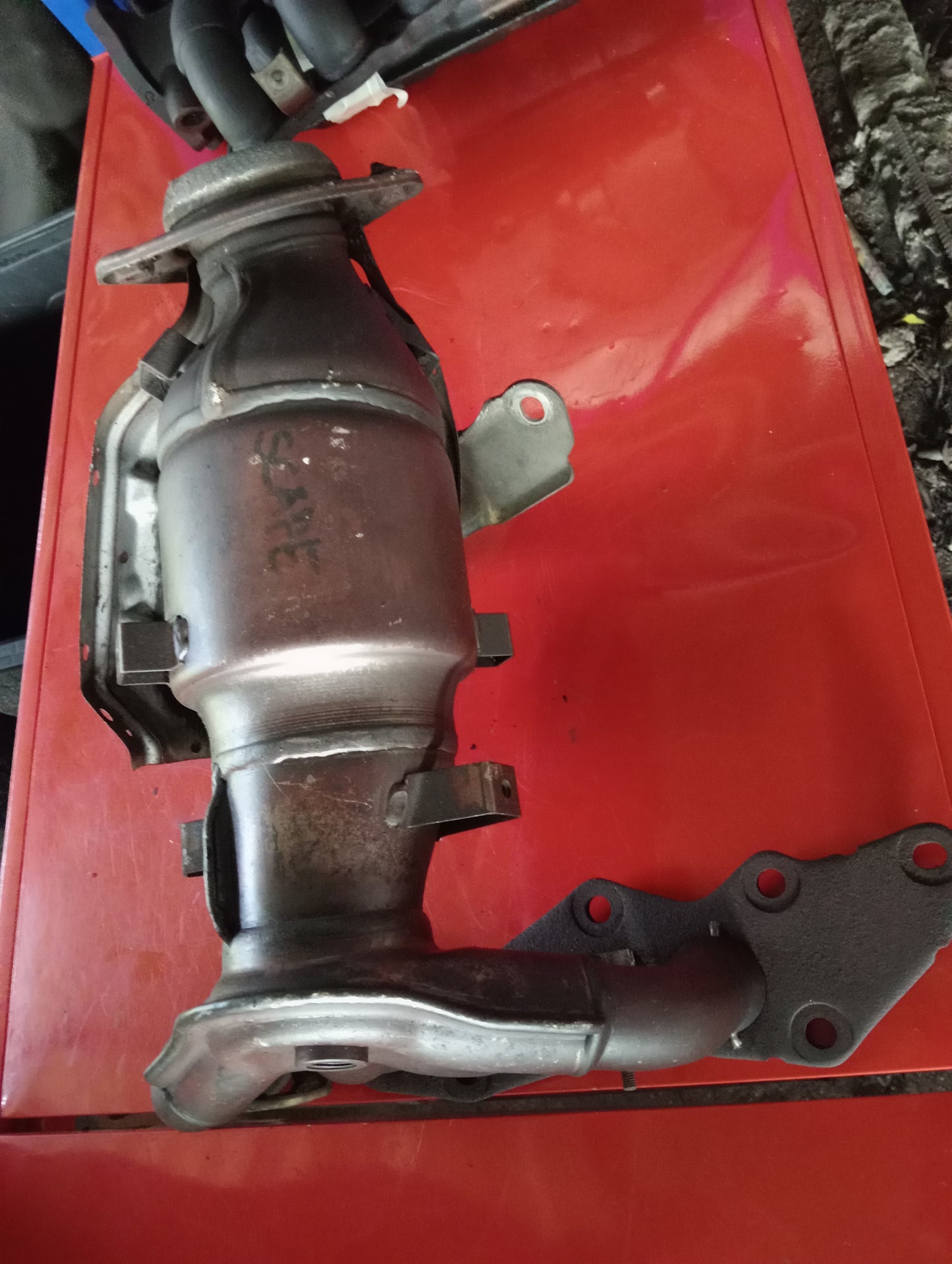 Ford Escape | 2.3 | Catalytic