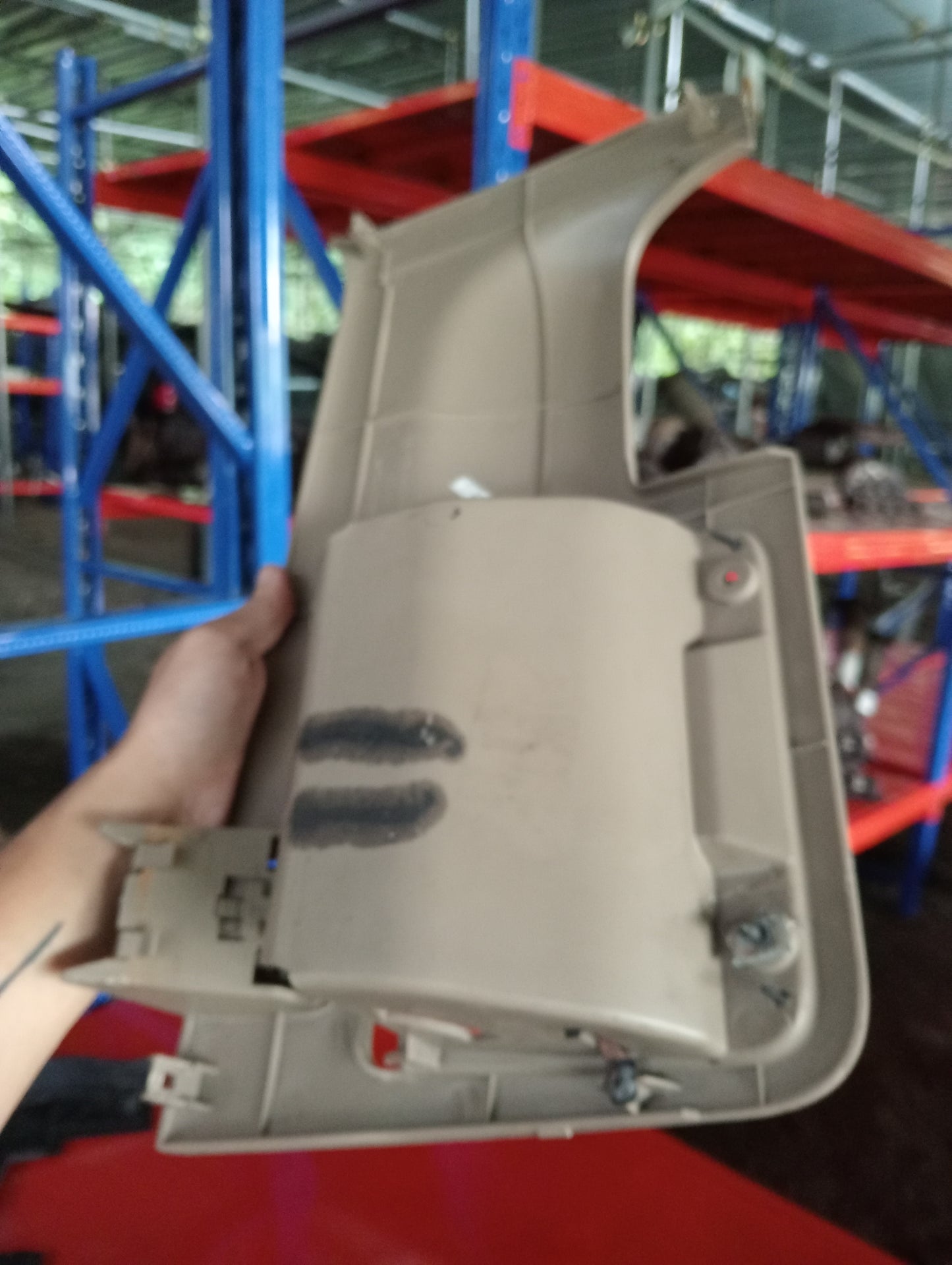 Chevrolet Optra | 1.6 | Lower Dashboard Cover Driver Side