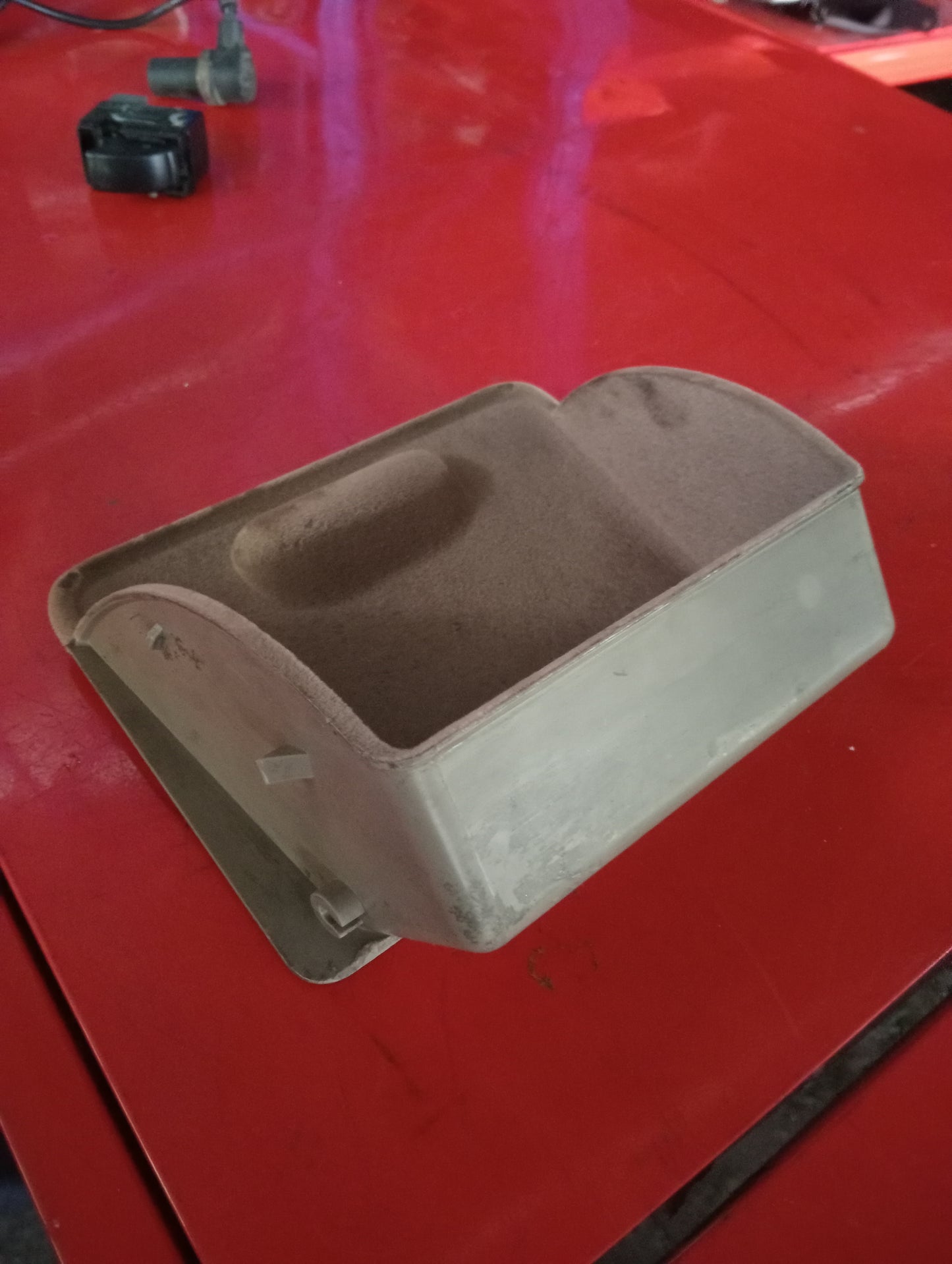 Chevrolet Optra | 1.6 | Glove Box Driver Side