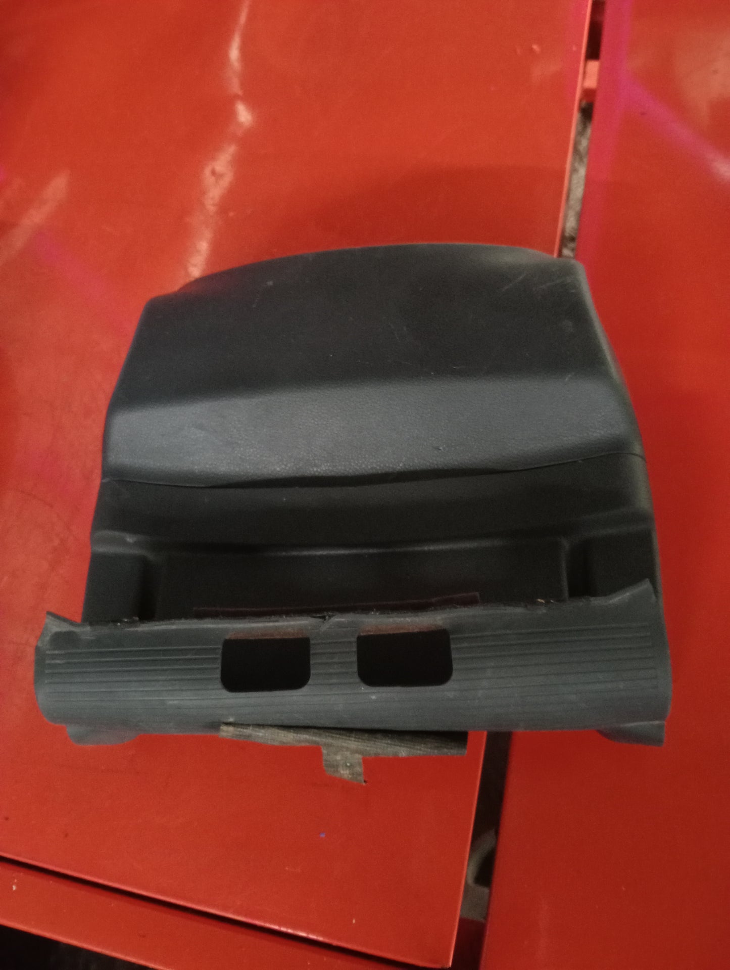 Mazda 3 | Steering Column Cover