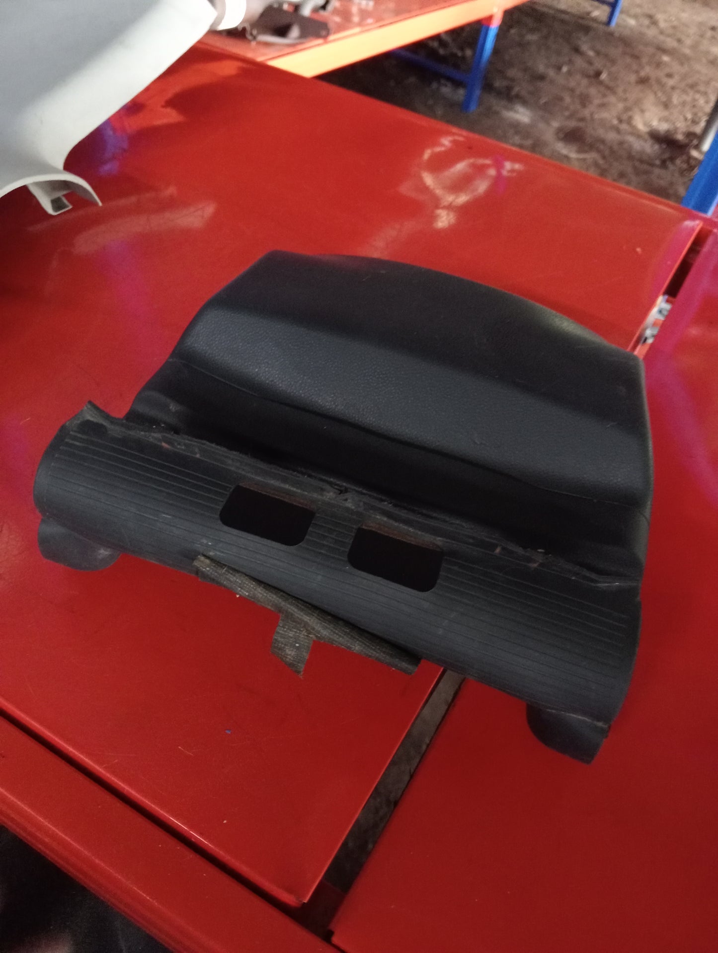 Mazda 3 | Steering Column Cover