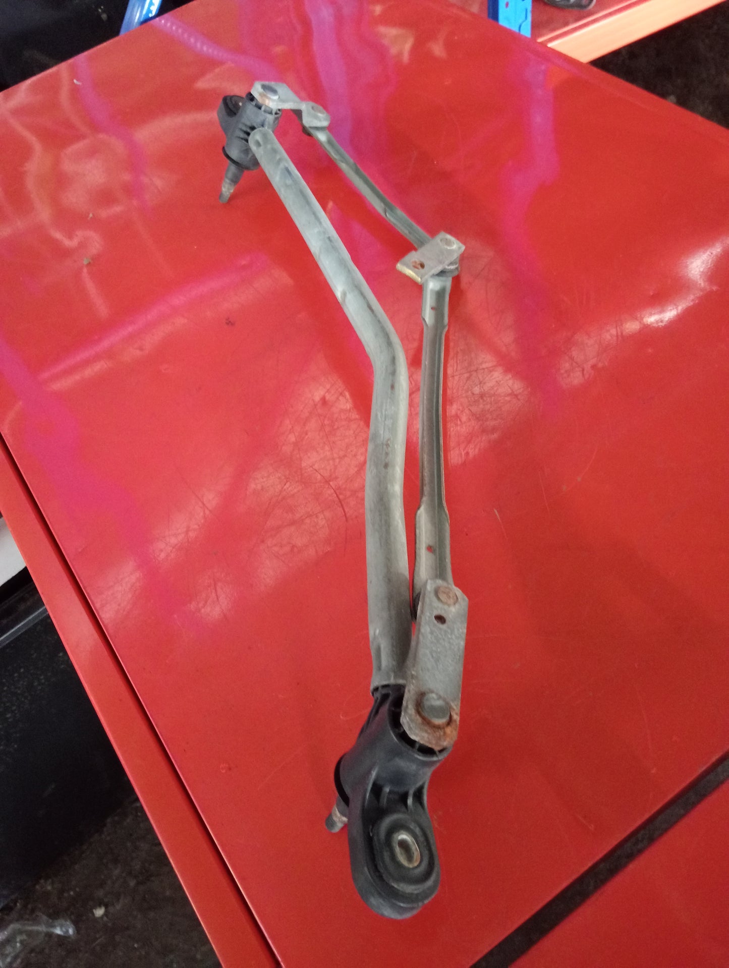 Mazda 3 | Wiper Linkage
