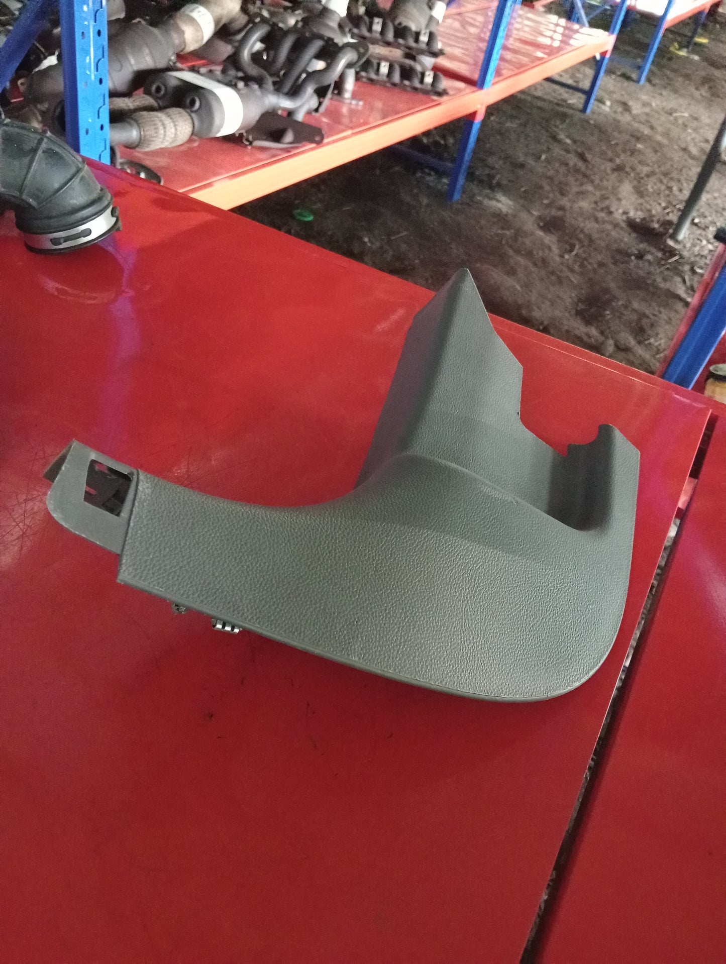 Chevrolet | Spin | Side Panel Cover Driver Side
