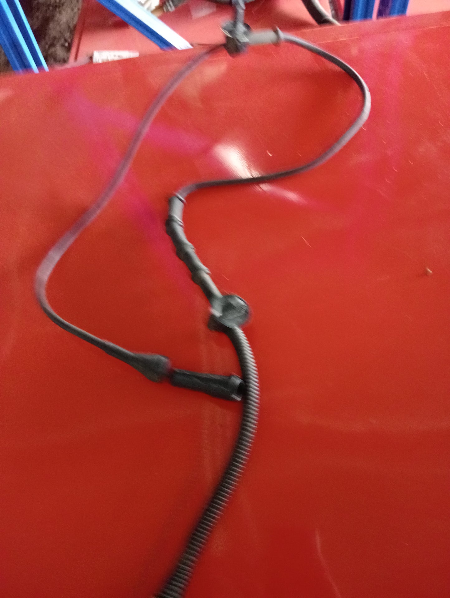 Ford Explorer | Eddie Bauer | Maroon | abs sensor passenger side