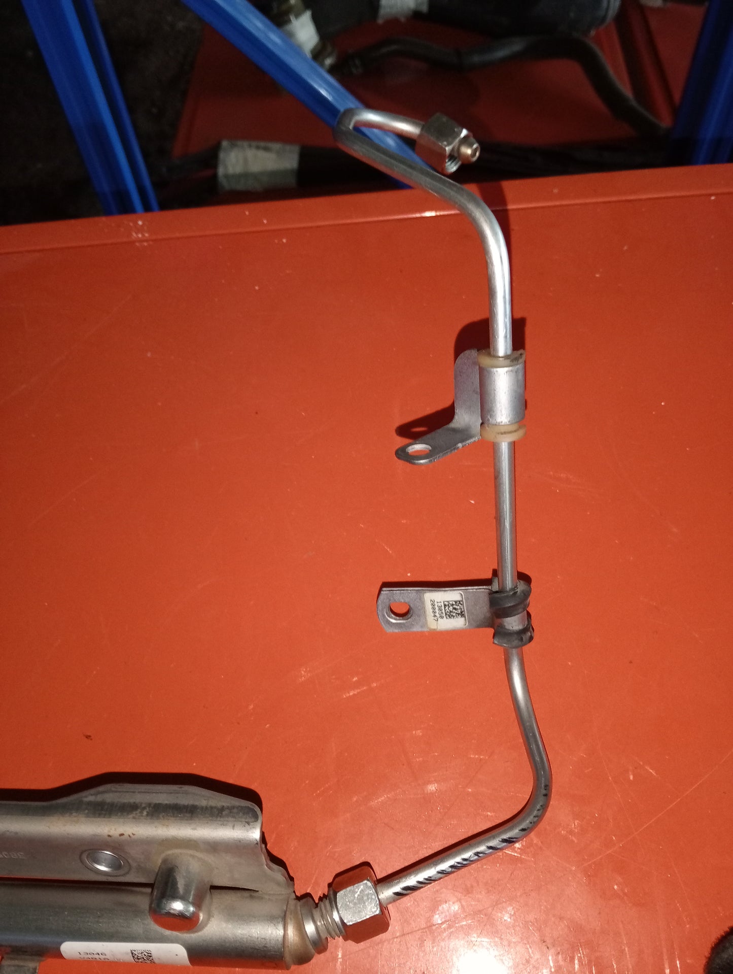 Focus 1.6/ Fuel Injector Rail