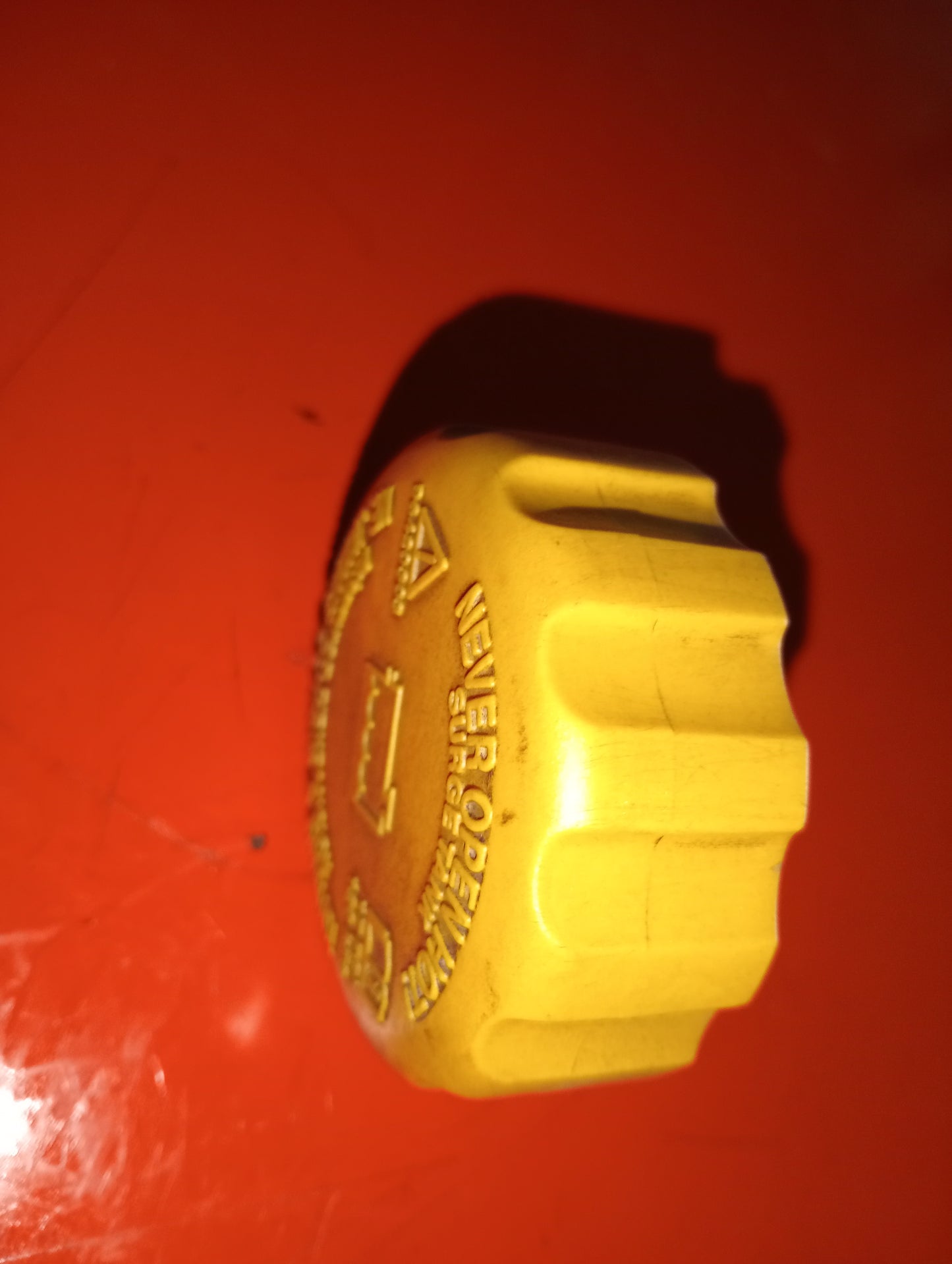 Optra 1.6/ Coolant Tank Cup