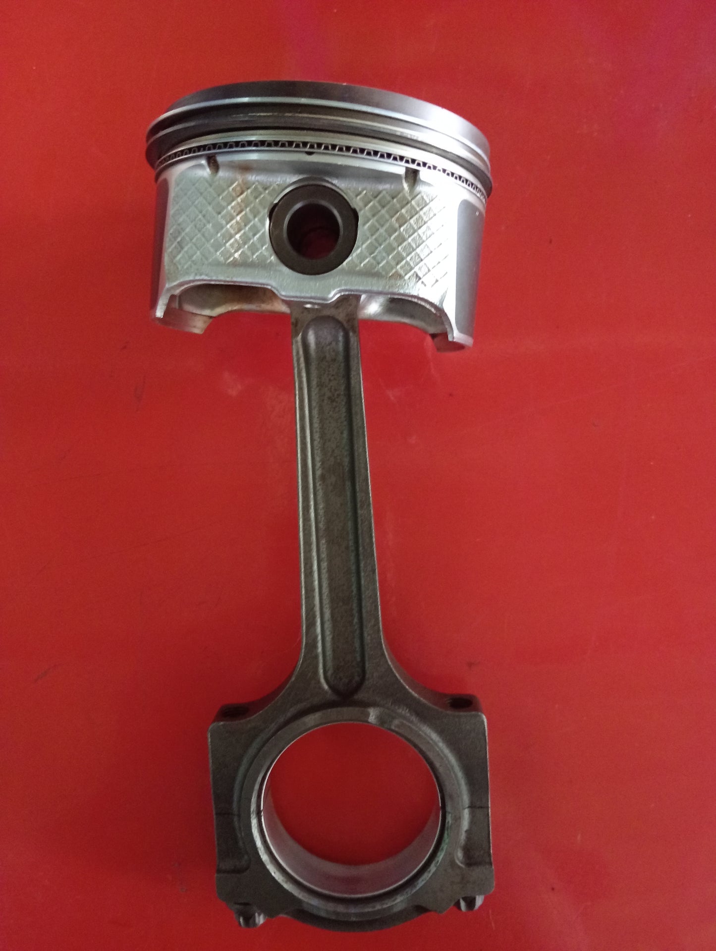 Escape 2.3 | Piston with | Connecting Rod