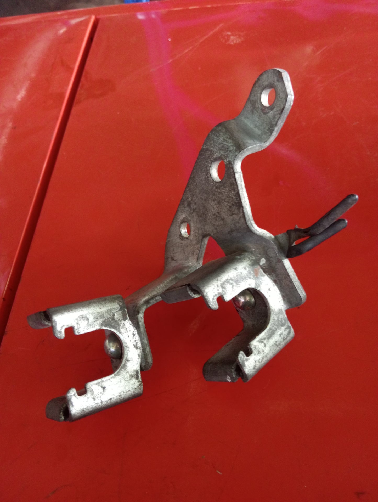 Lancer Cedia | Shifter | Bracket
