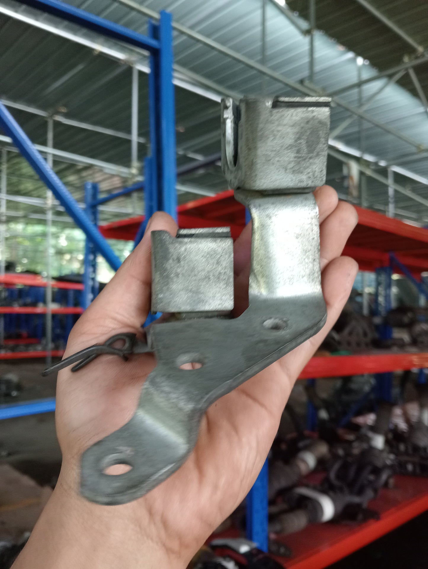 Lancer Cedia | Shifter | Bracket