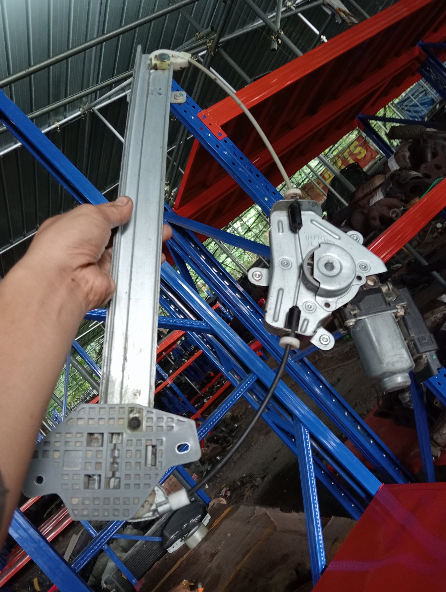 Hyundai Accent Gas Power Window Front Driver Side