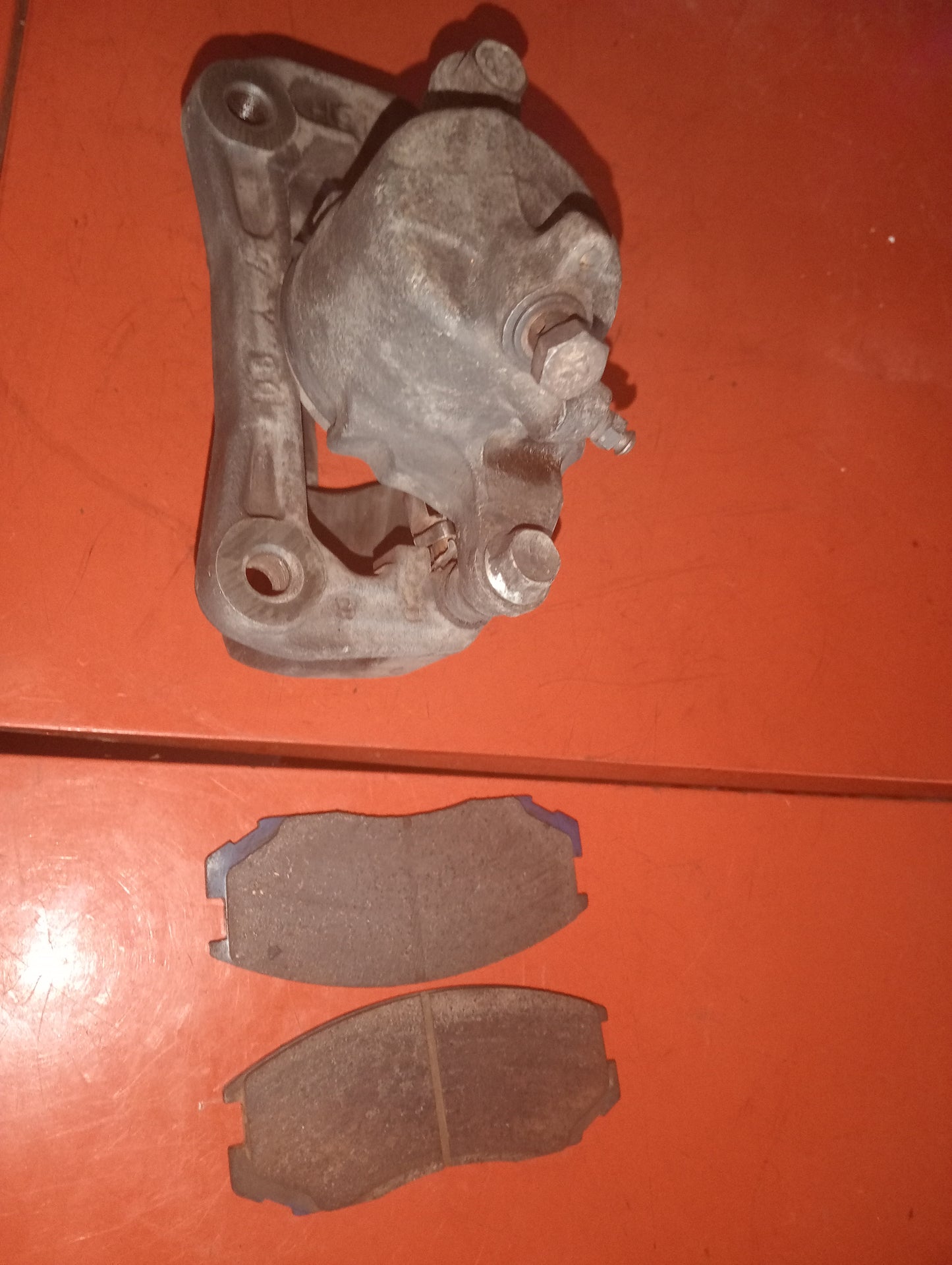 Lancer Gsr | Califer | Right | Break Pad |