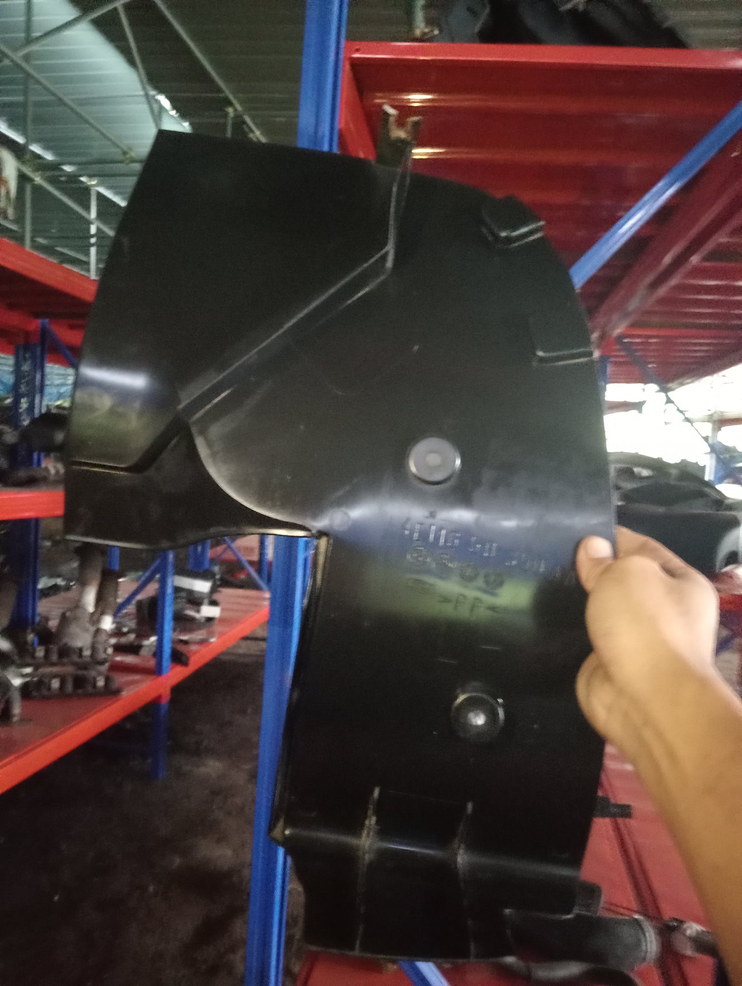Ford | Everest | Gen2 | Fender | liner