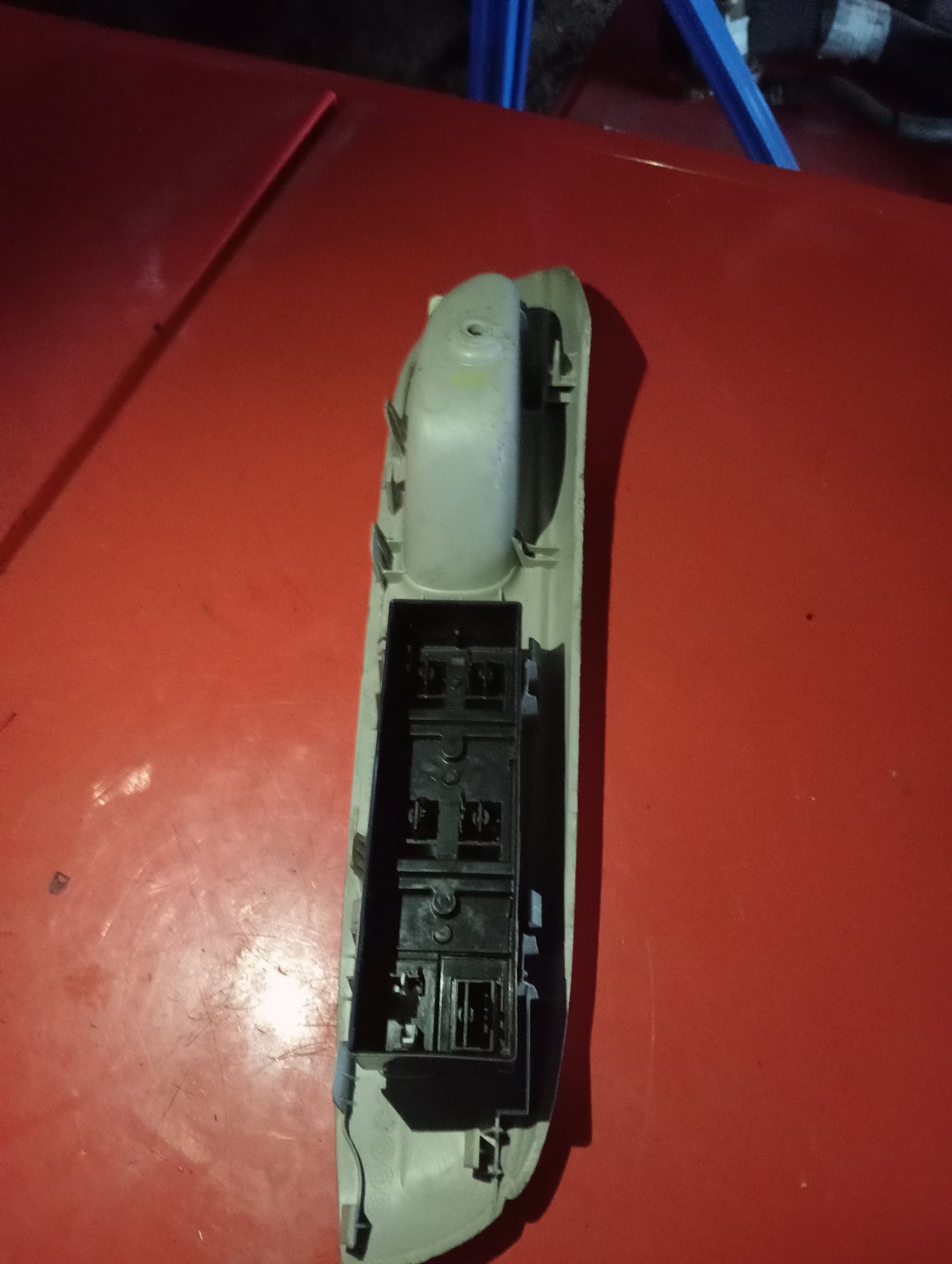 Optra 1.6 | Main | Switch