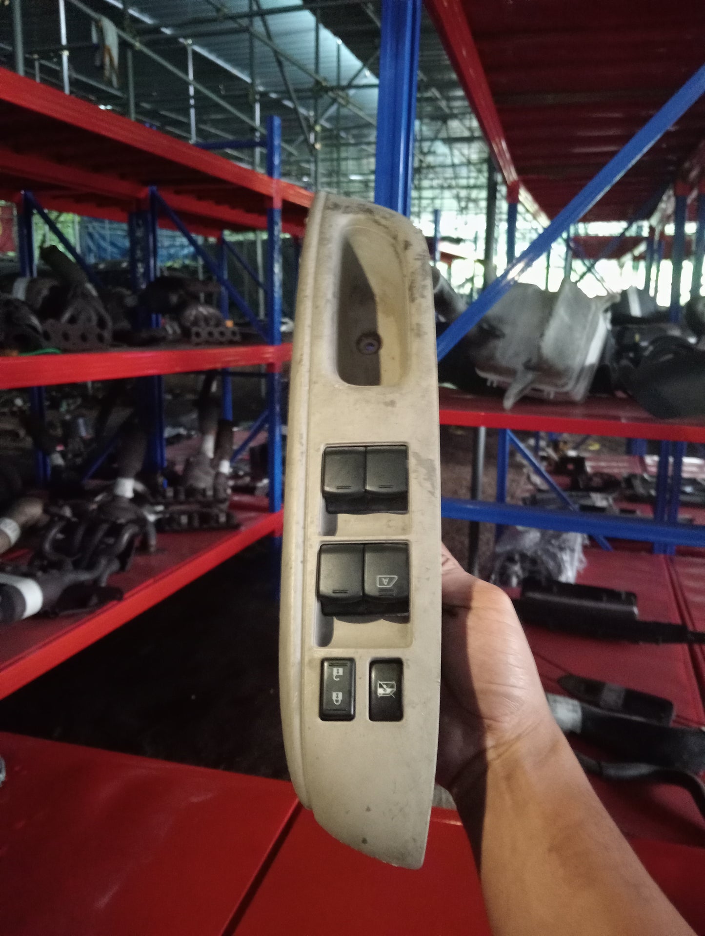 Optra 1.6 | Main | Switch