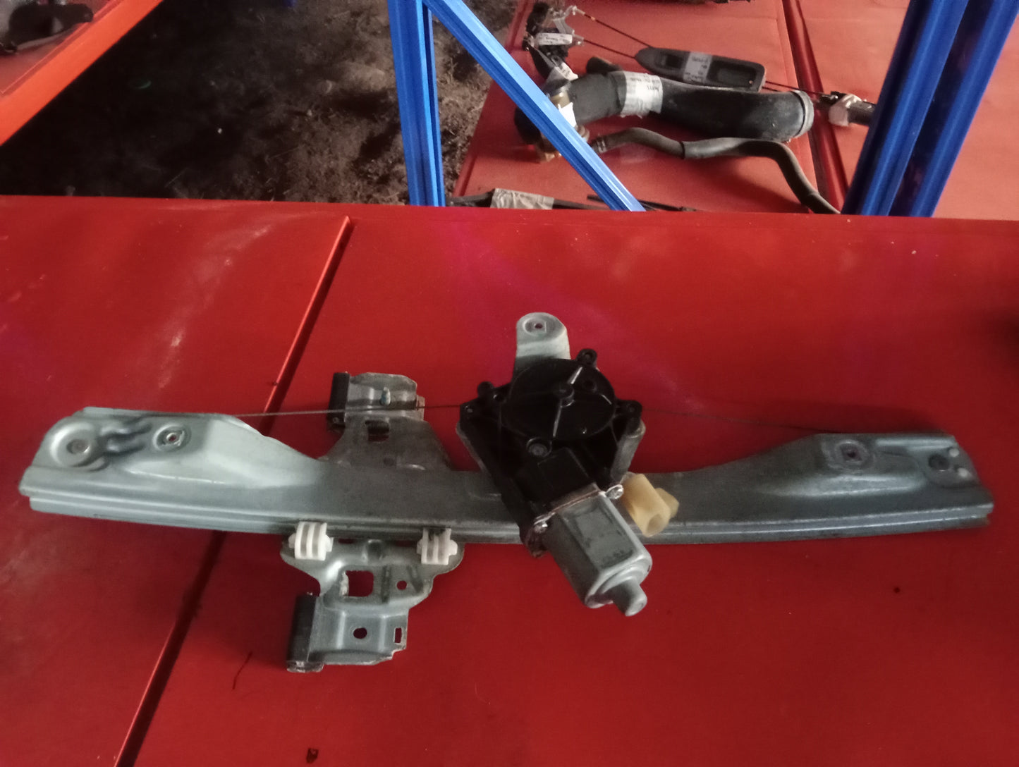 Optra 1.6 | Power Window | Mechanisism |