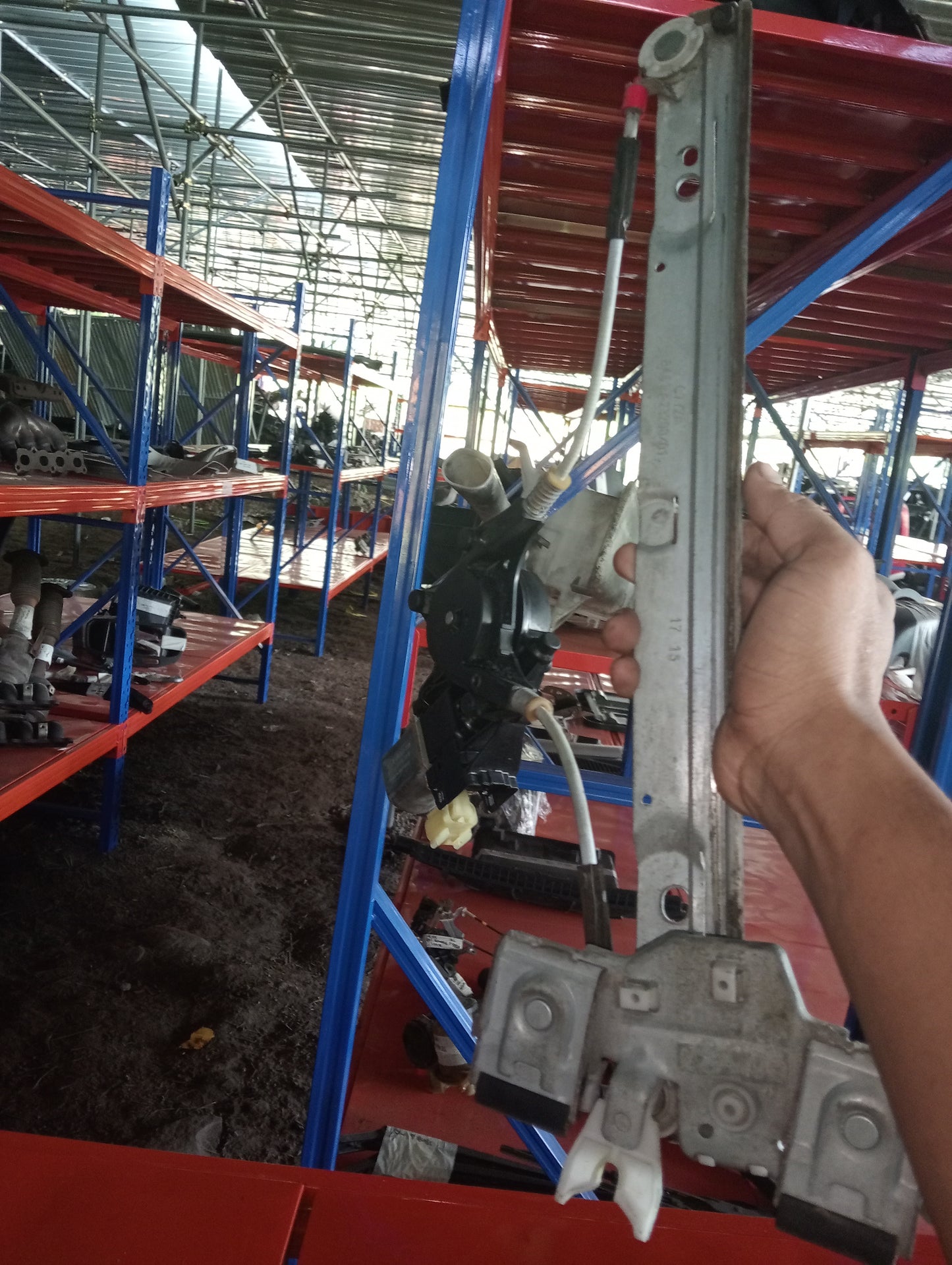 Fiesta | Front | Pasennger | Side | Power Window Mechanisim |