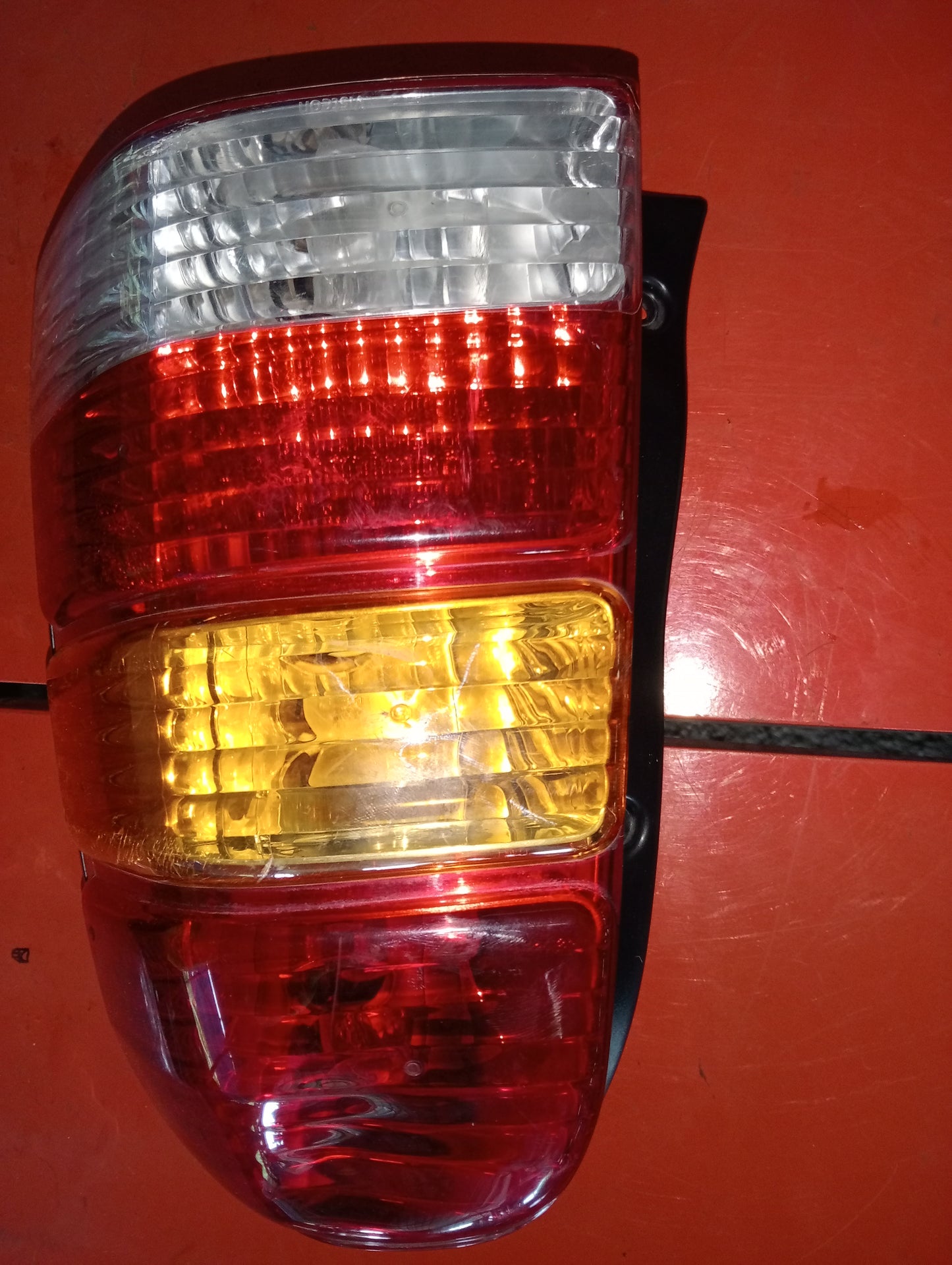 Ford Escape 2.0 | Tail | Light | Passenger | Side