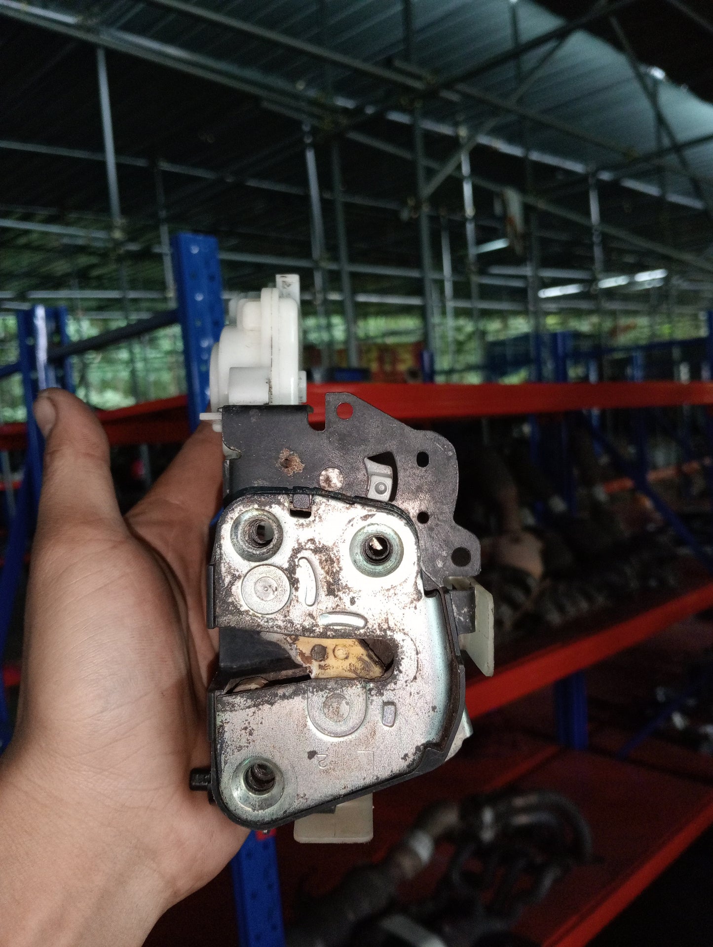 Everest 2008 | Actuator | Lock
