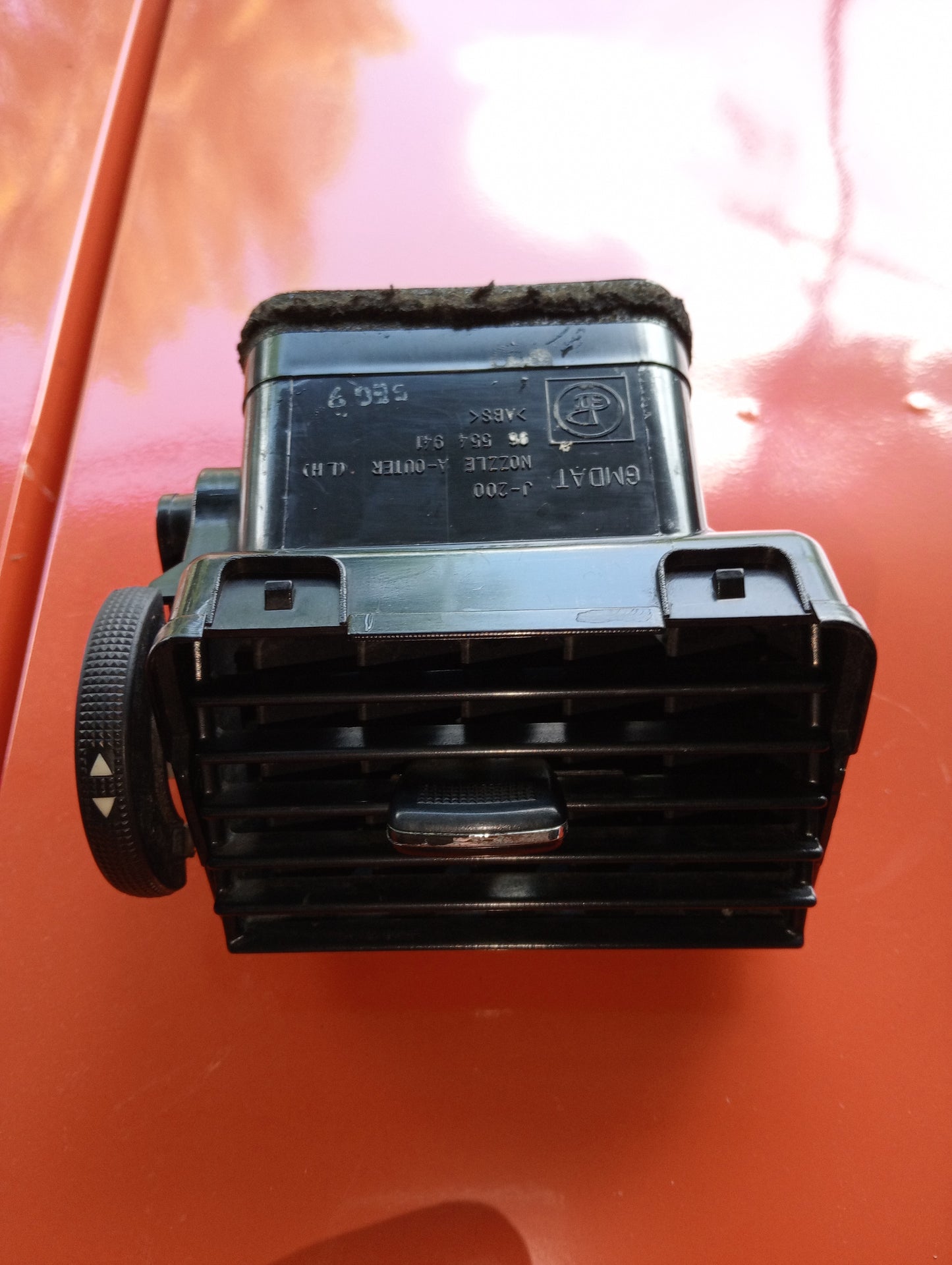 Optra 1.6 Aircon Louver Driver Side
