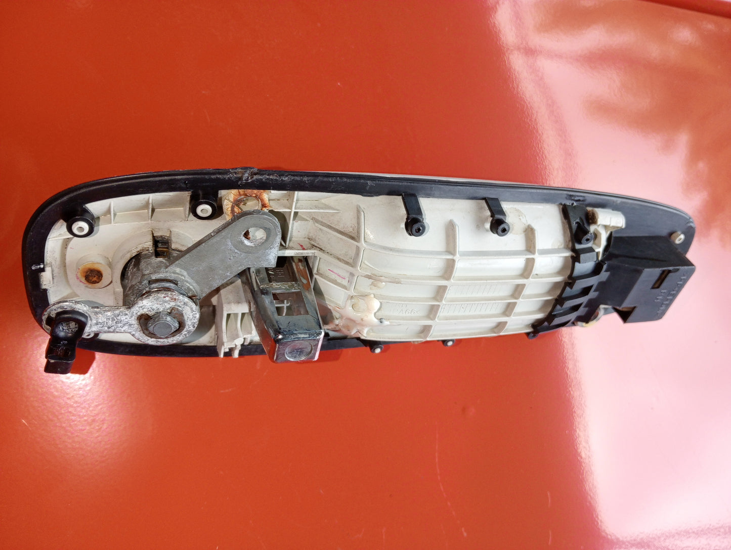 Optra 1.6 Outer Door Handle Driver Side