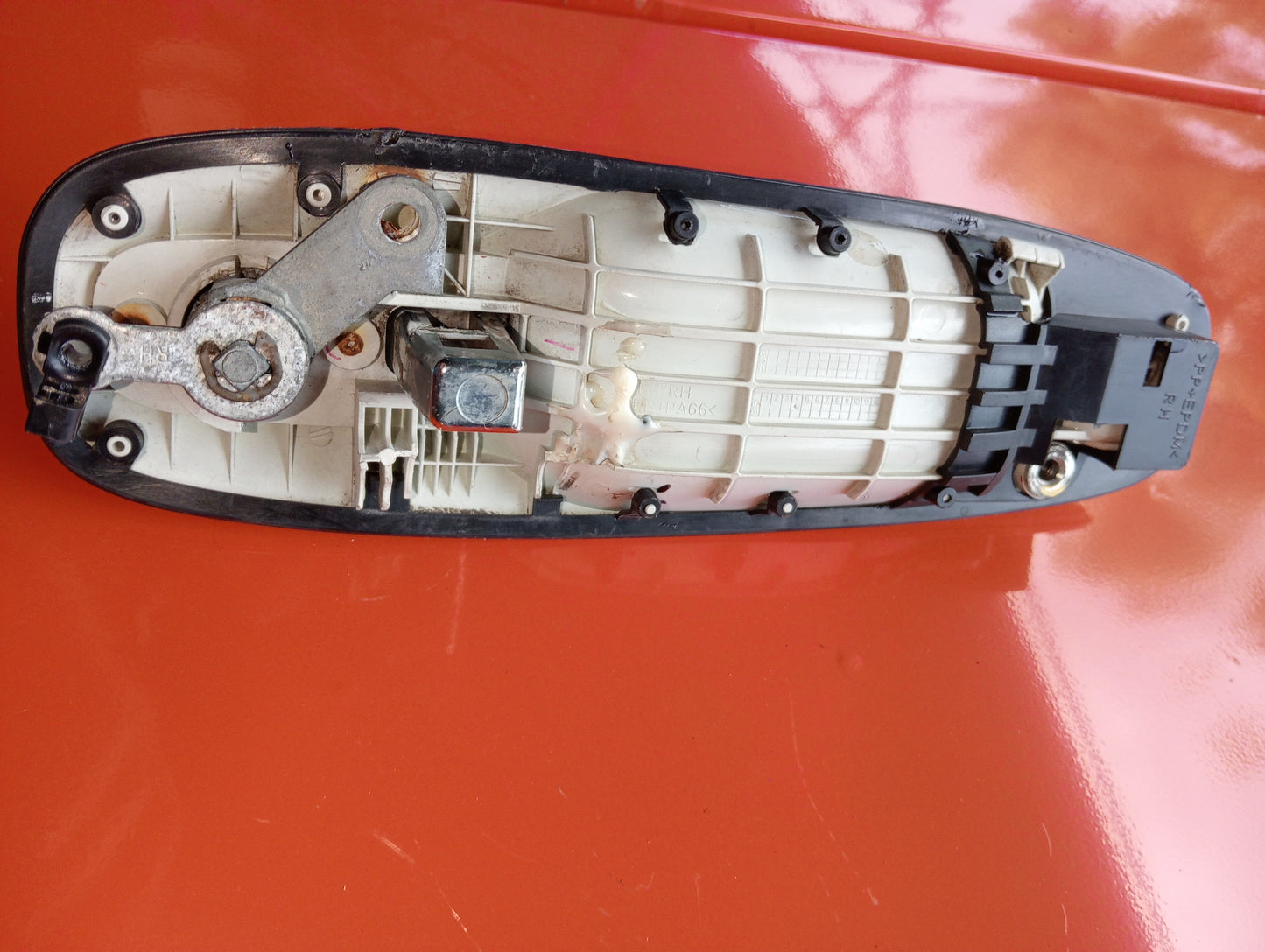 Optra 1.6 Outer Door Handle Driver Side