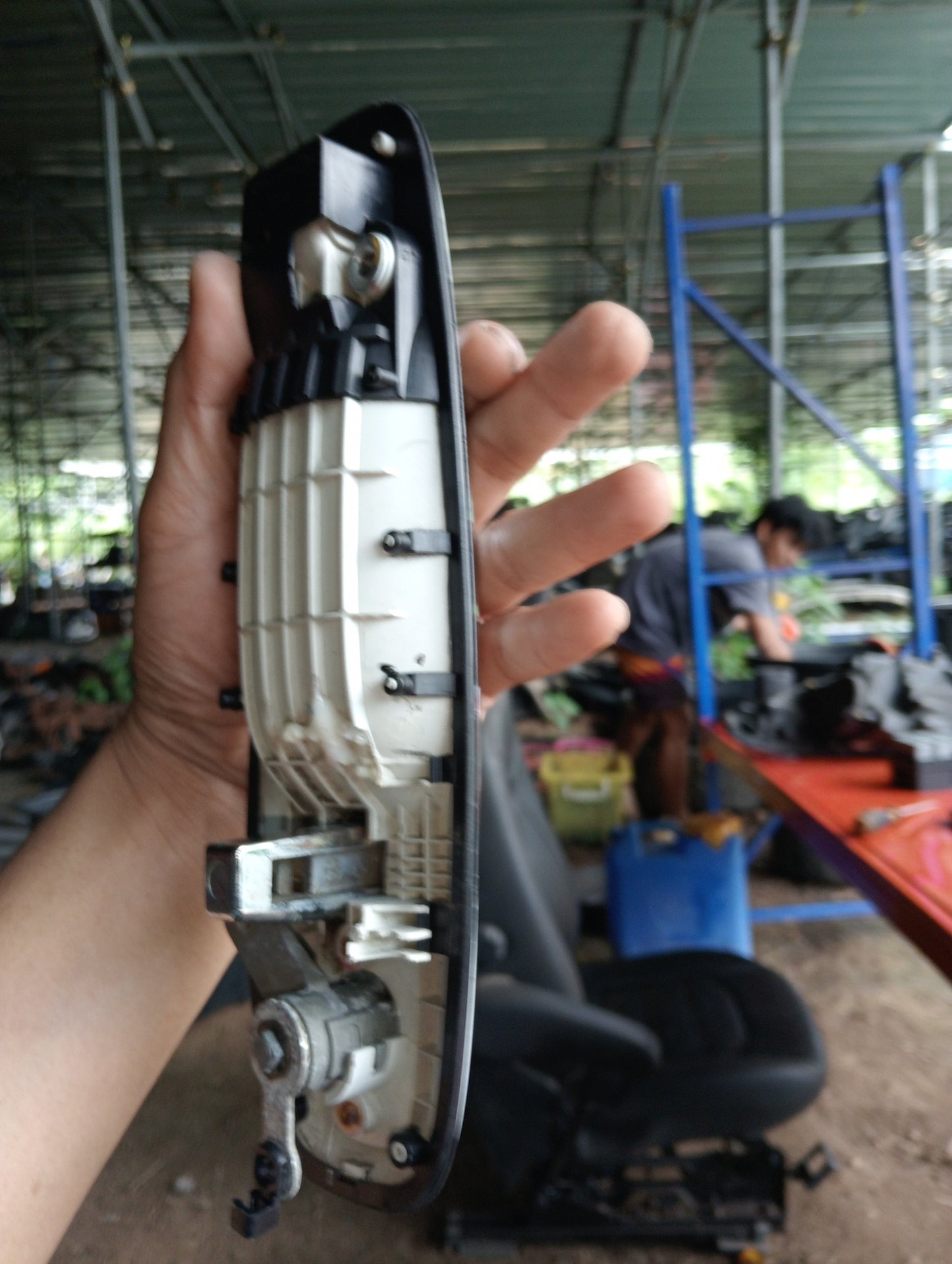 Optra 1.6 Outer Door Handle Driver Side