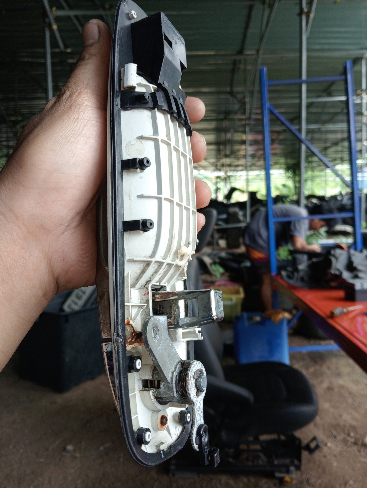 Optra 1.6 Outer Door Handle Driver Side