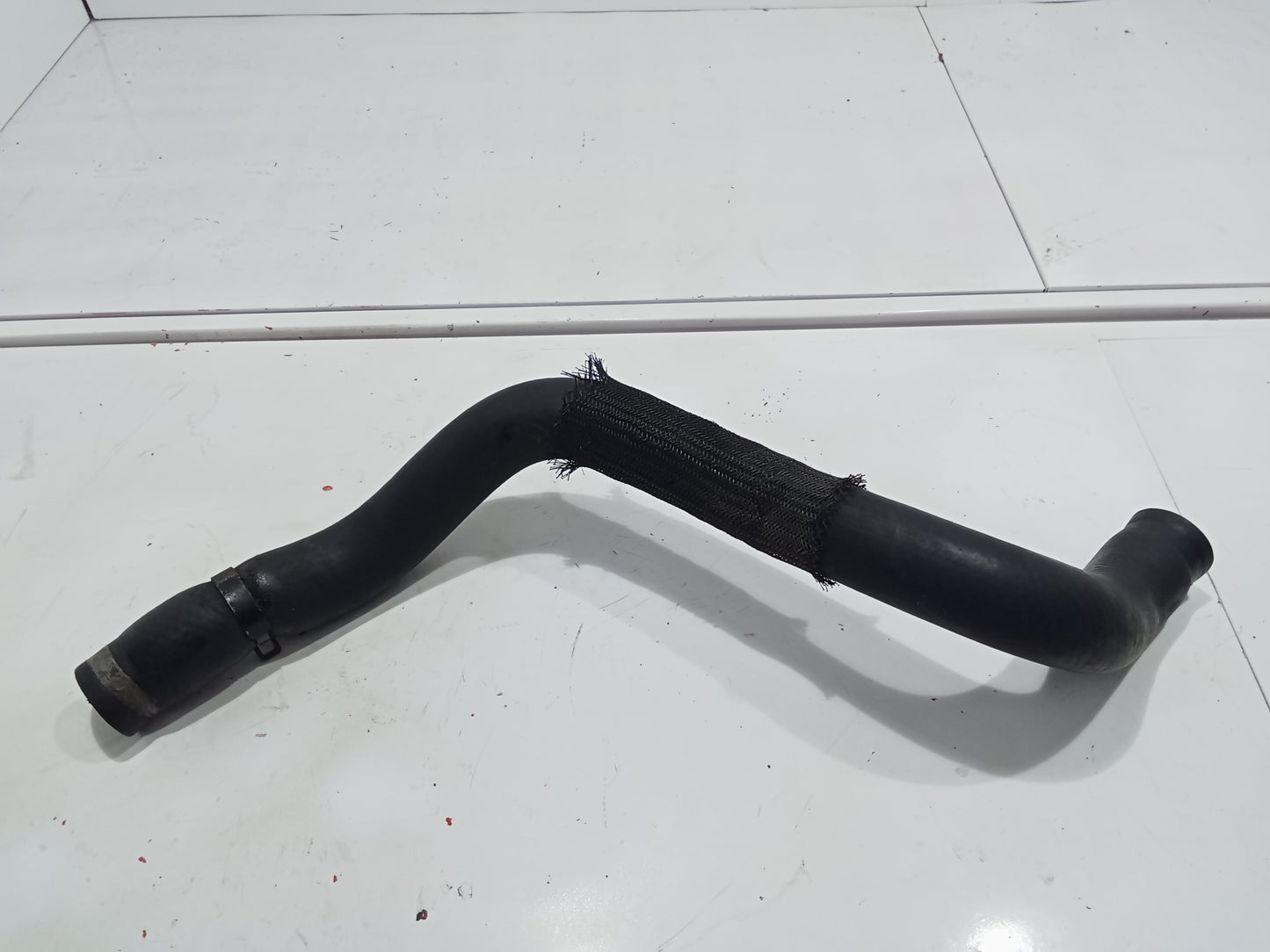 Chevrolet Captiva Lower Radiator Hose GENUINE ORIGINAL SURPLUS