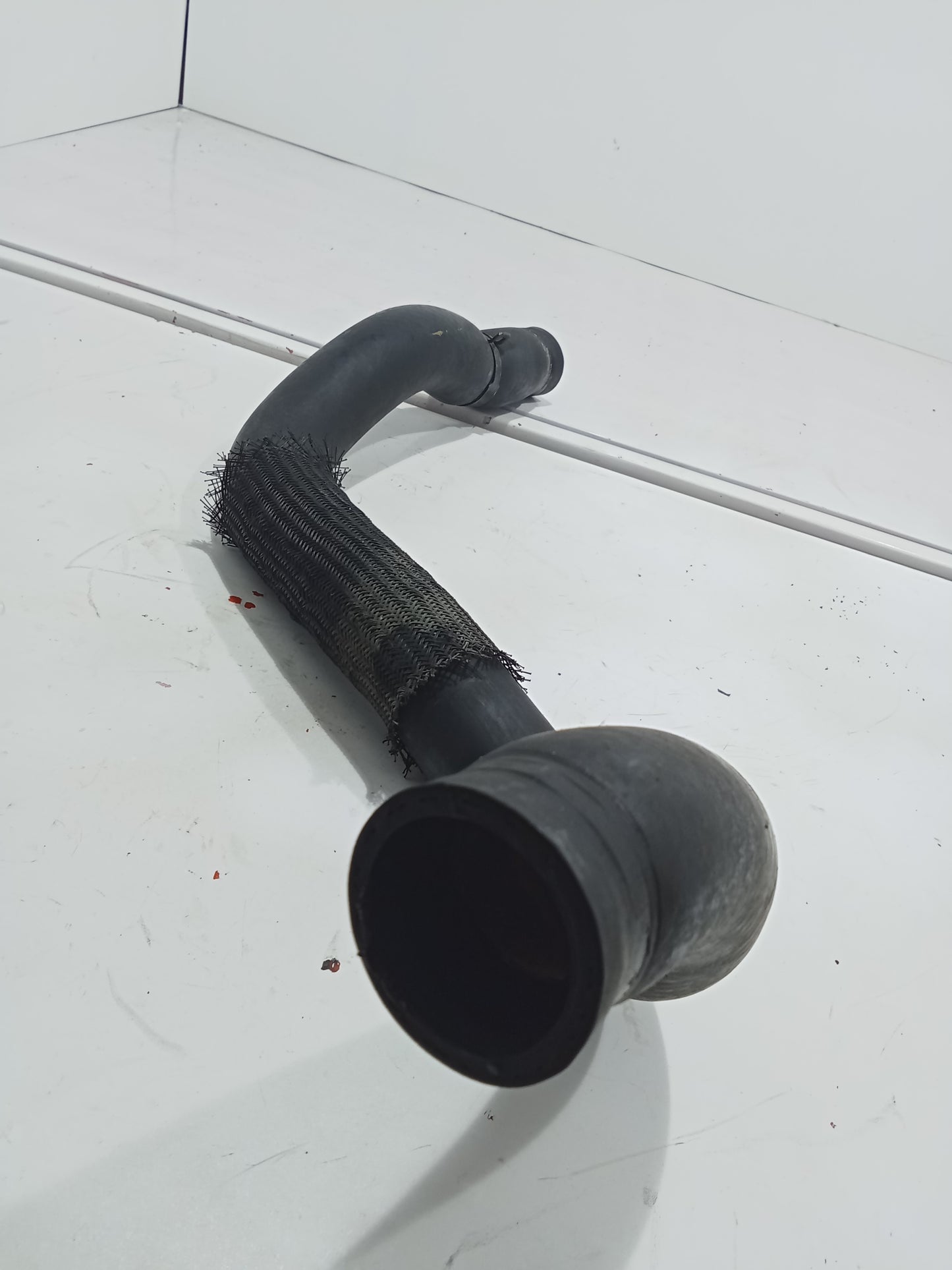 Chevrolet Captiva Lower Radiator Hose GENUINE ORIGINAL SURPLUS