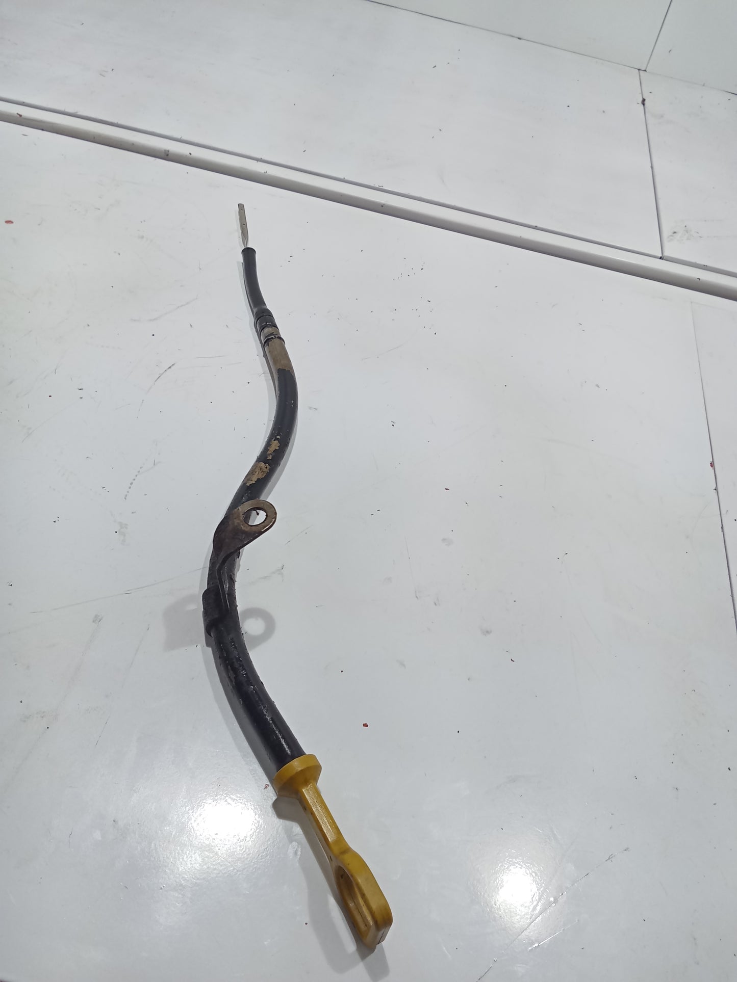 Chevrolet Captiva Engine Dipstick GENUINE ORIGINAL SURPLUS