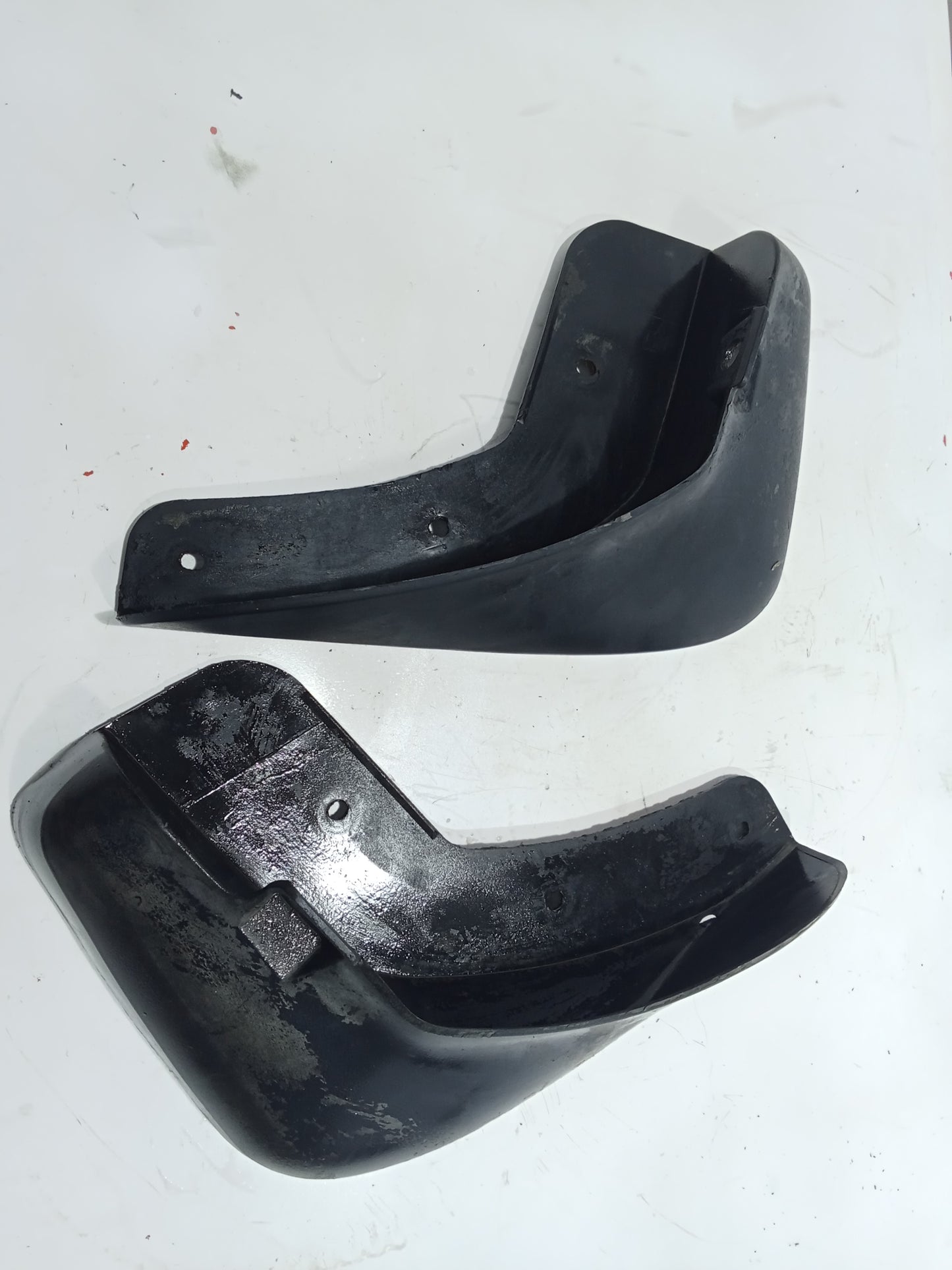 Chevrolet Captiva Mud Guard L&R GENUINE ORIGINAL SURPLUS