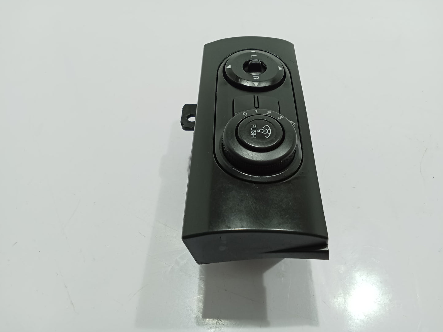 Chevrolet Captiva Side Mirror Switch GENUINE ORIGINAL SURPLUS