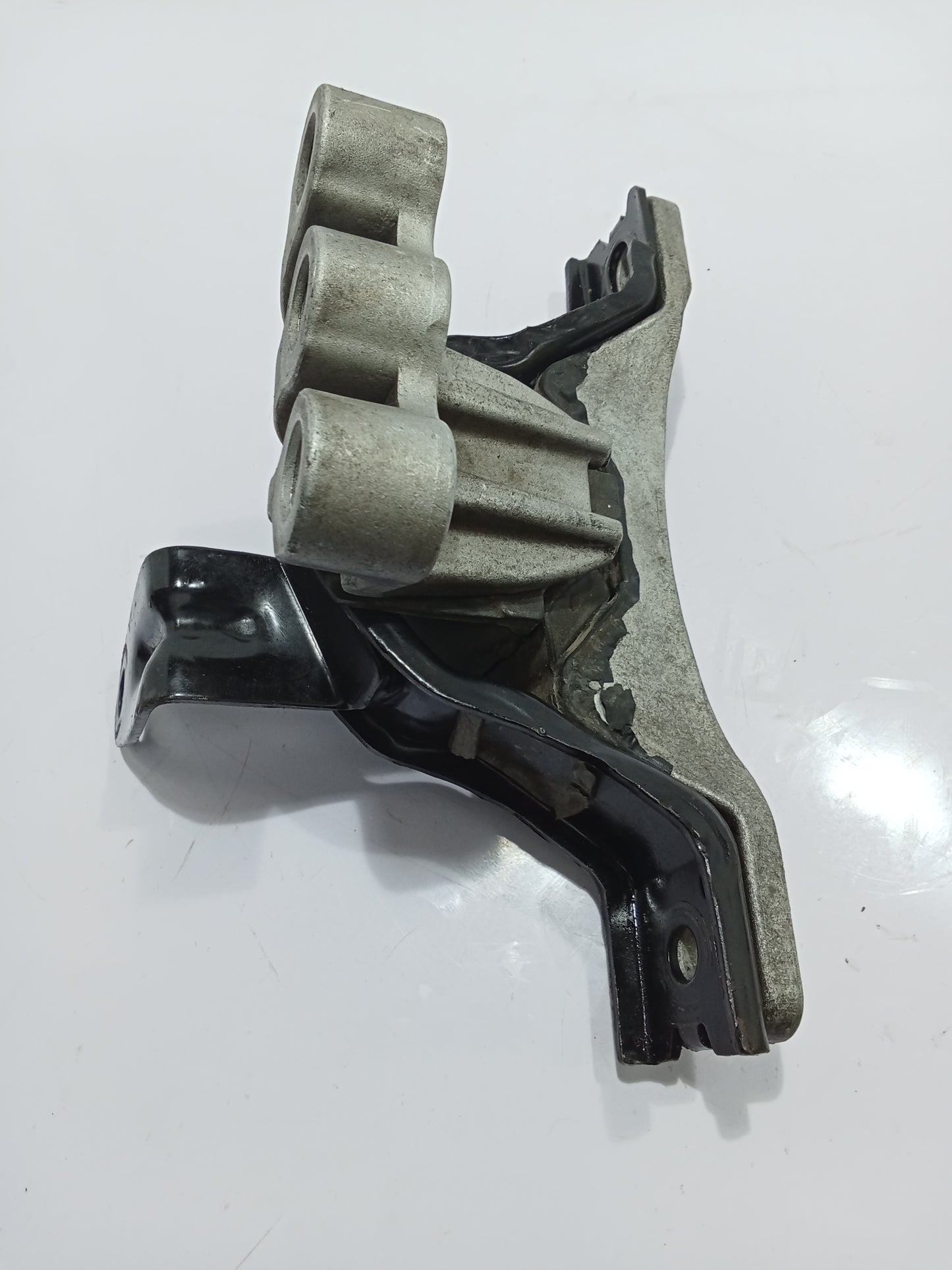 Chevrolet Captiva Gas Front Passenger Side Engine Support GENUINE ORIGINAL SURPLUS