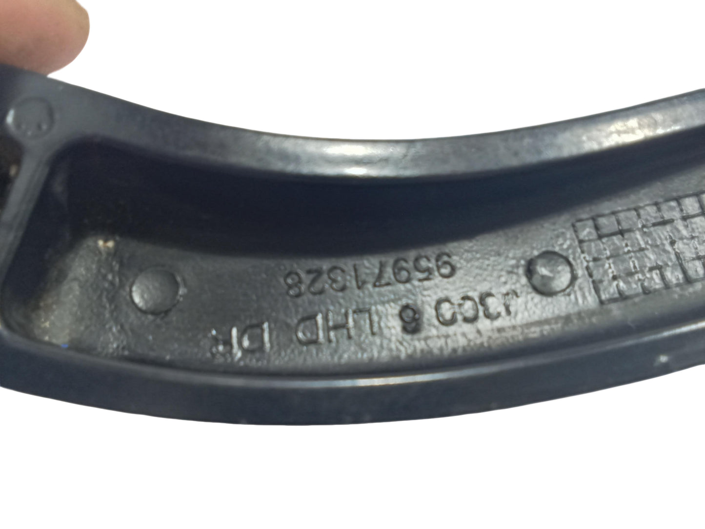 Chevrolet Cruze 1.8 LS 2010 - 2012 J300 8 LHD PA 95971329 Wiper Arm With issue (1 Blade Only) GENUINE ORIGINAL SURPLUS