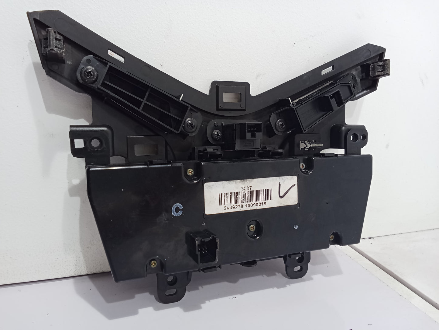 Chevrolet Cruze 2012 Climate Control GENUINE ORIGINAL SURPLUS