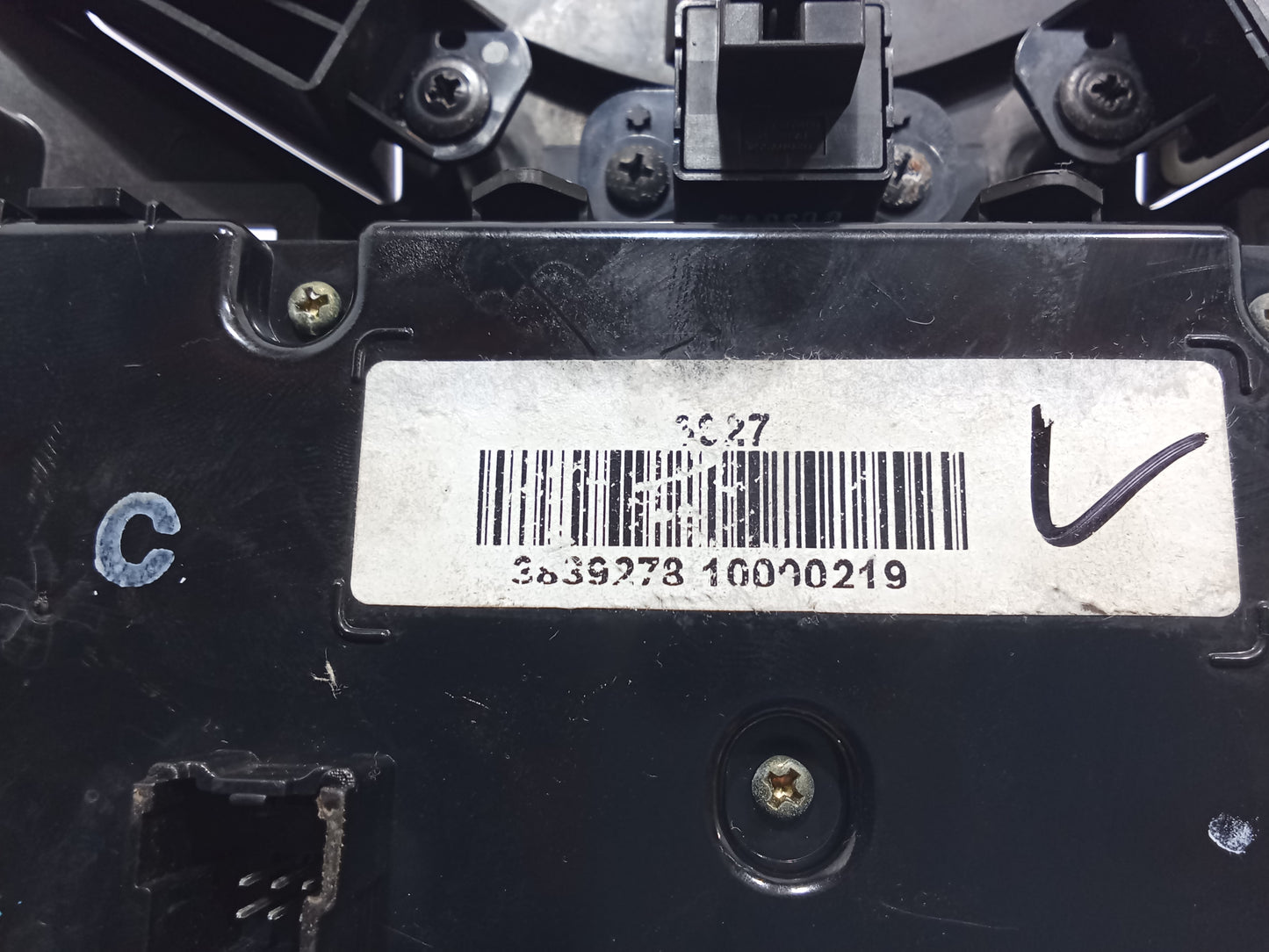 Chevrolet Cruze 2012 Climate Control GENUINE ORIGINAL SURPLUS