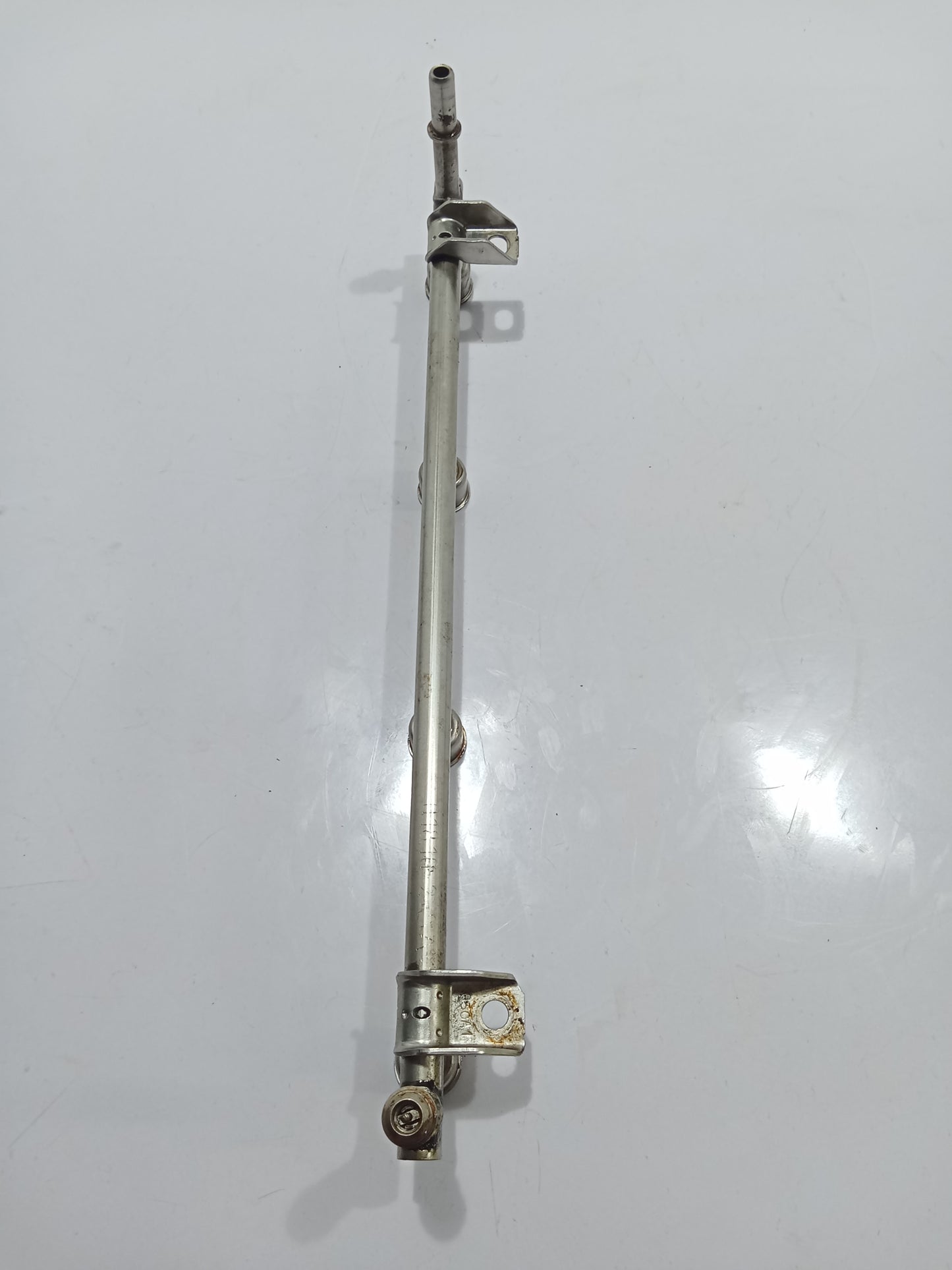 Chevrolet Cruze 2012 Fuel Rail GENUINE ORIGINAL SURPLUS