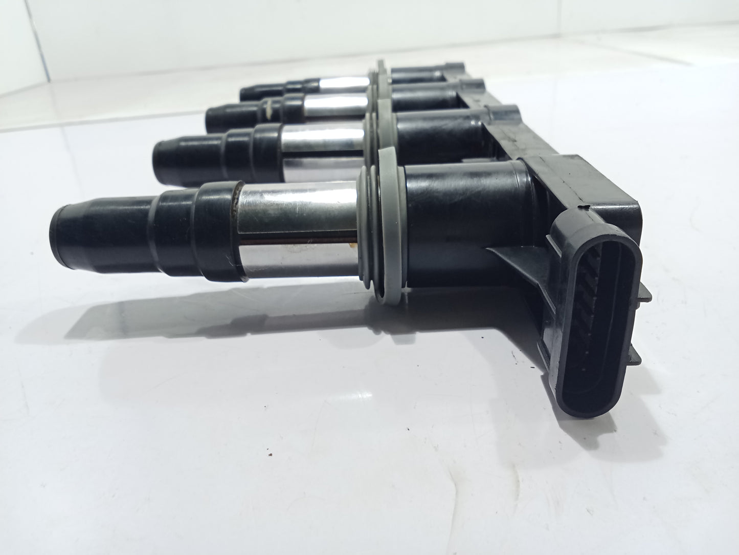 Chevrolet Cruze 2012 Ignition Coil GENUINE ORIGINAL SURPLUS