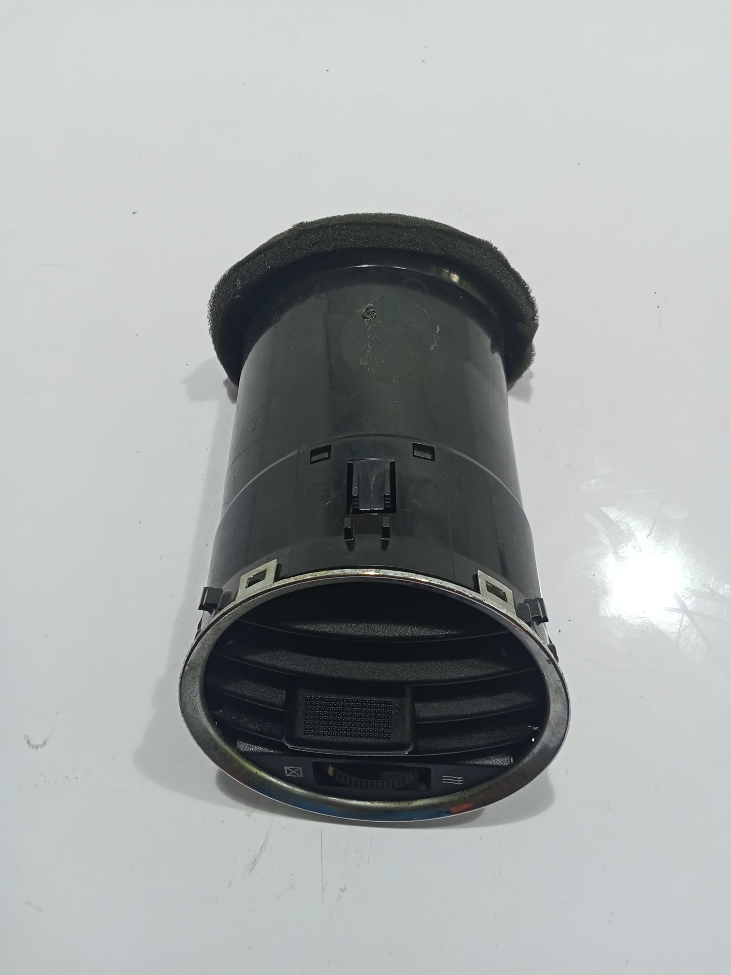 Chevrolet Cruze 2012 AC Vent Passenger Side GENUINE ORIGINAL SURPLUS
