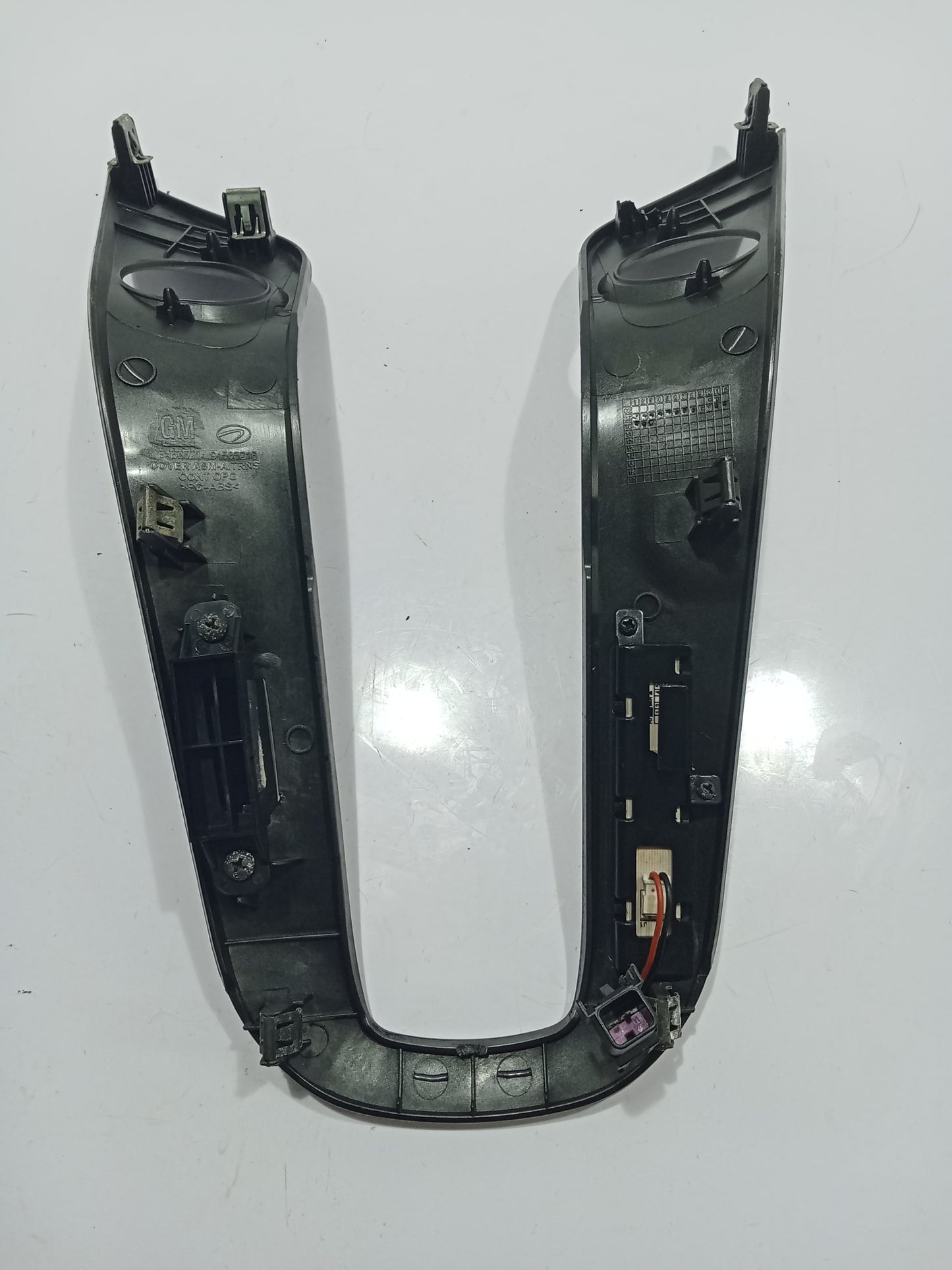 Chevrolet Cruze 2012 Shifter Cover GENUINE ORIGINAL SURPLUS