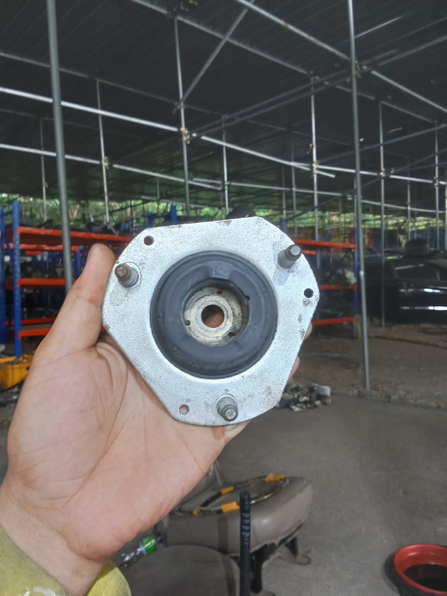 Ford Fiesta 1.5 2015 Strut Mounting  GENUINE ORIGINAL SURPLUS