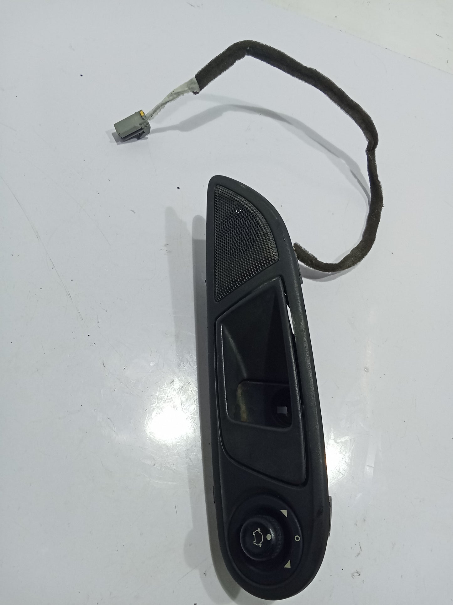 Ford Fiesta 1.5 2015 Front Driver Side Inner Door Handle GENUINE ORIGINAL SURPLUS