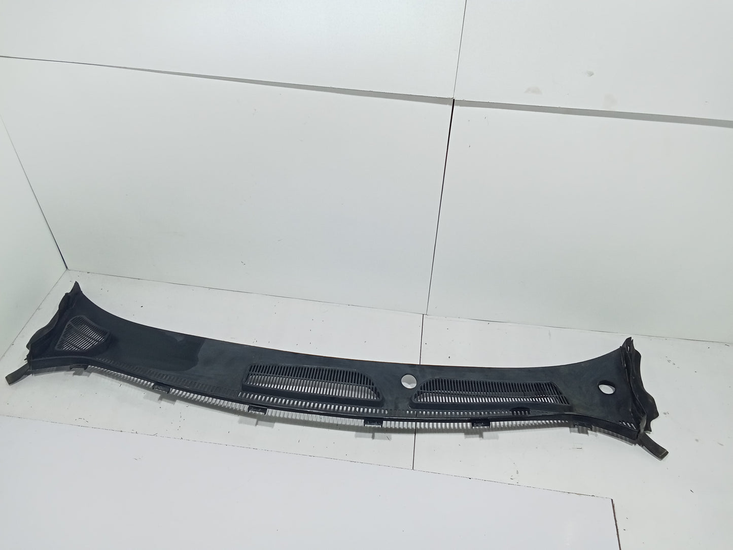 Ford Fiesta 1.5 2015 Cowl Cover GENUINE ORIGINAL SURPLUS