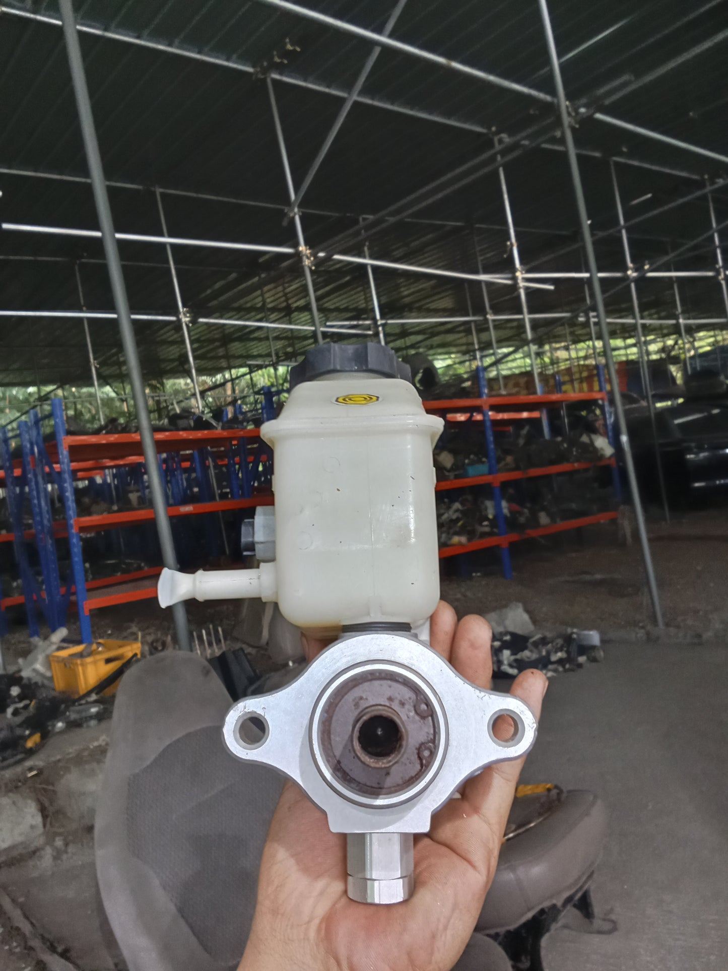 Kia Rio Brake Master GENUINE ORIGINAL SURPLUS