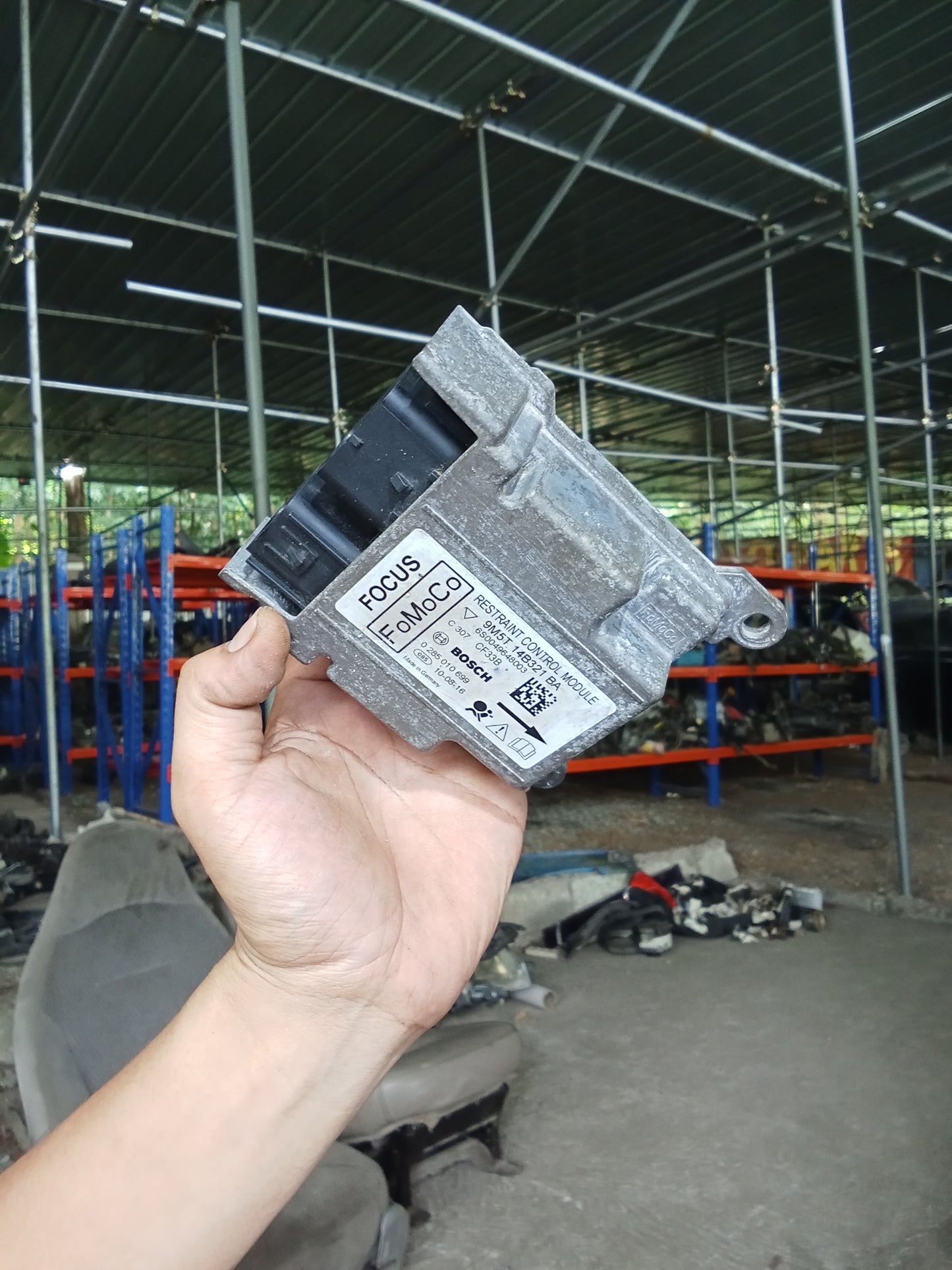 Ford Focus 2.0 2007 FoMoCo 9MT5T 14B321 BA CF33B BOSCH Air Bag Control Module GENUINE ORIGINAL SURPLUS