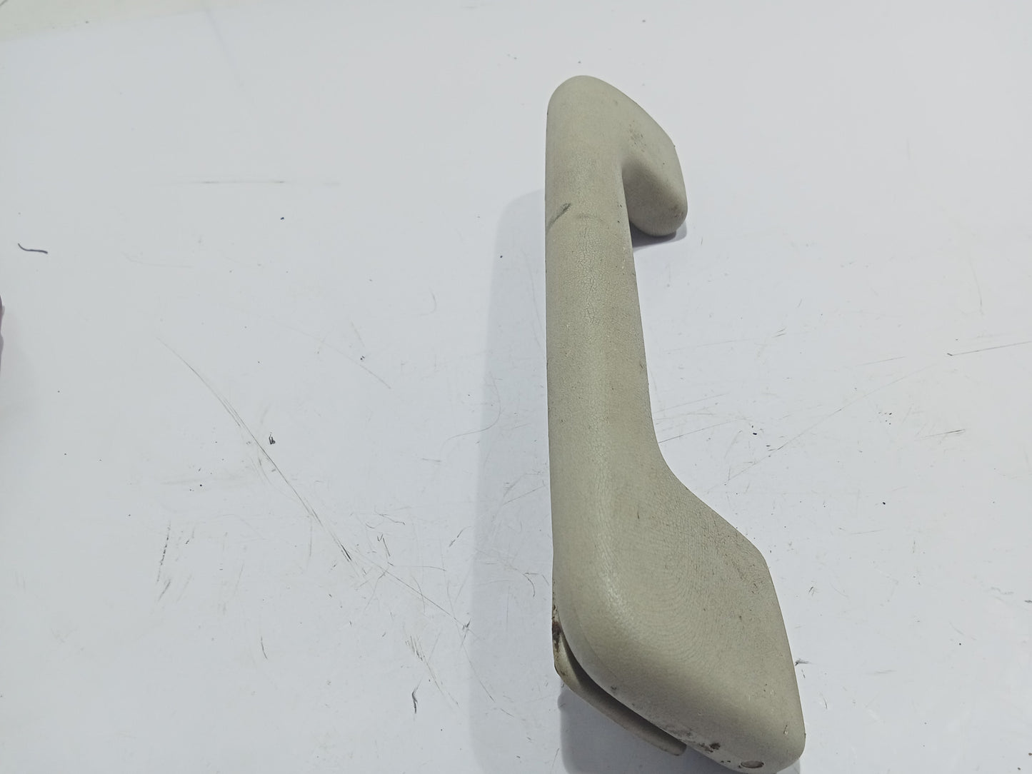 Chevrolet Trailblazer 2011 Ceiling Handle GENUINE ORIGINAL SURPLUS
