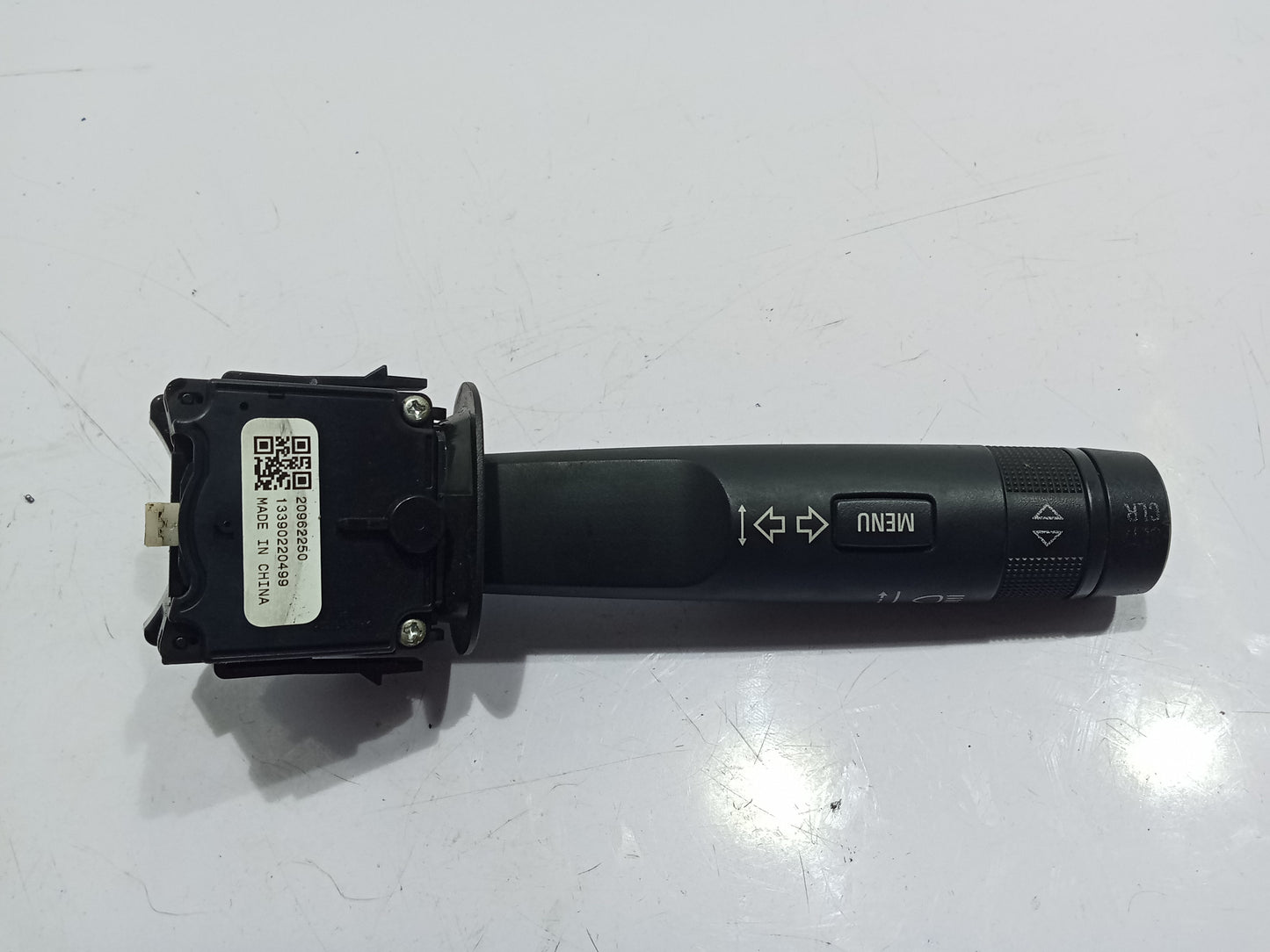 Chevrolet Trailblazer 2011 Signal Light Switch GENUINE ORIGINAL SURPLUS