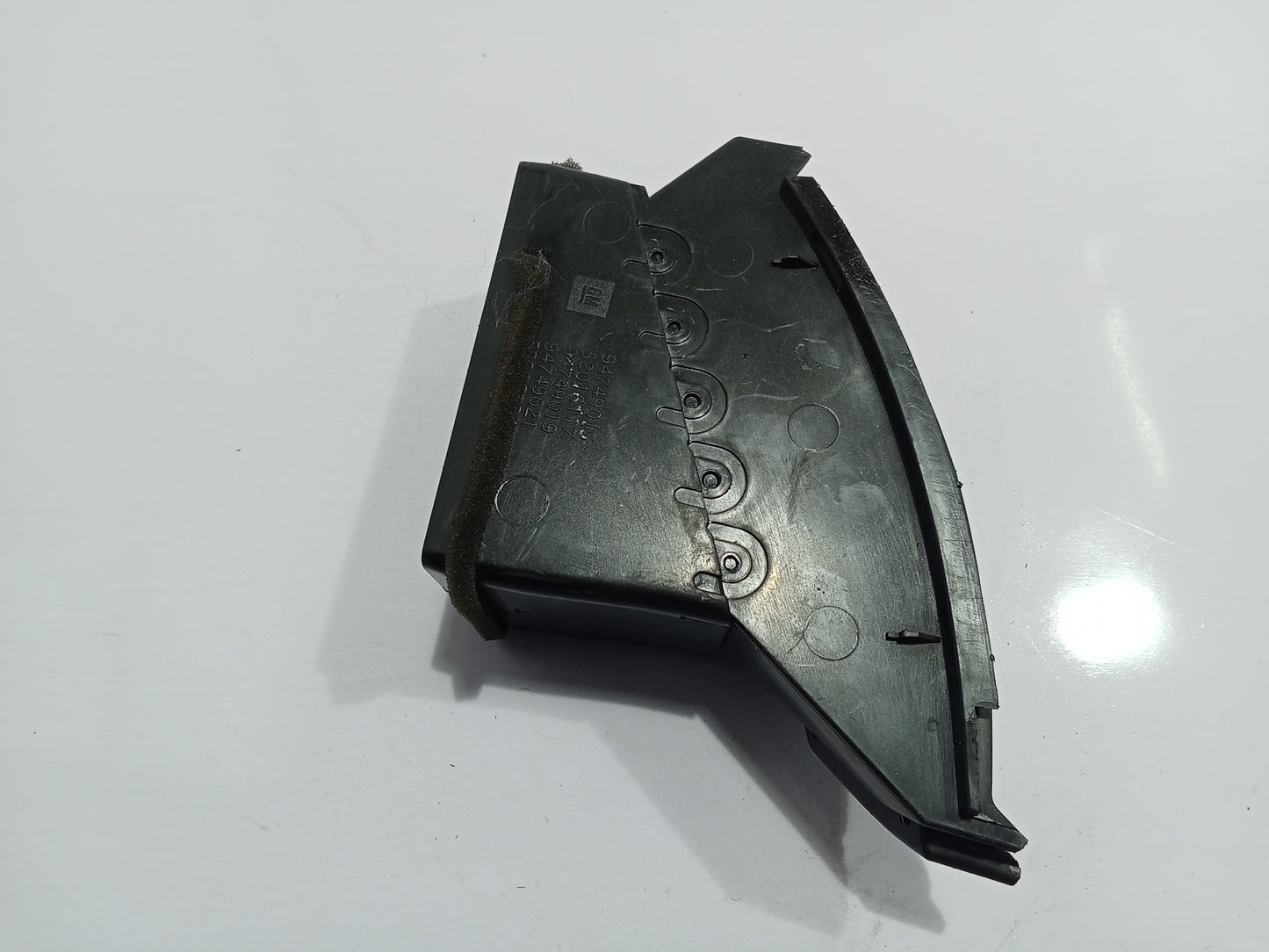 Chevrolet Trailblazer 2011 Front Passenger Side AC Louver GENUINE ORIGINAL SURPLUS